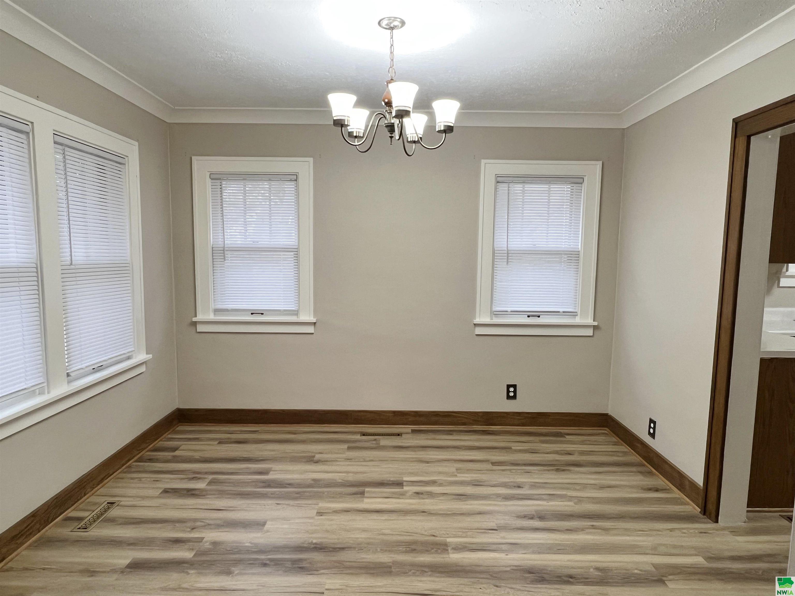 MLS #827218