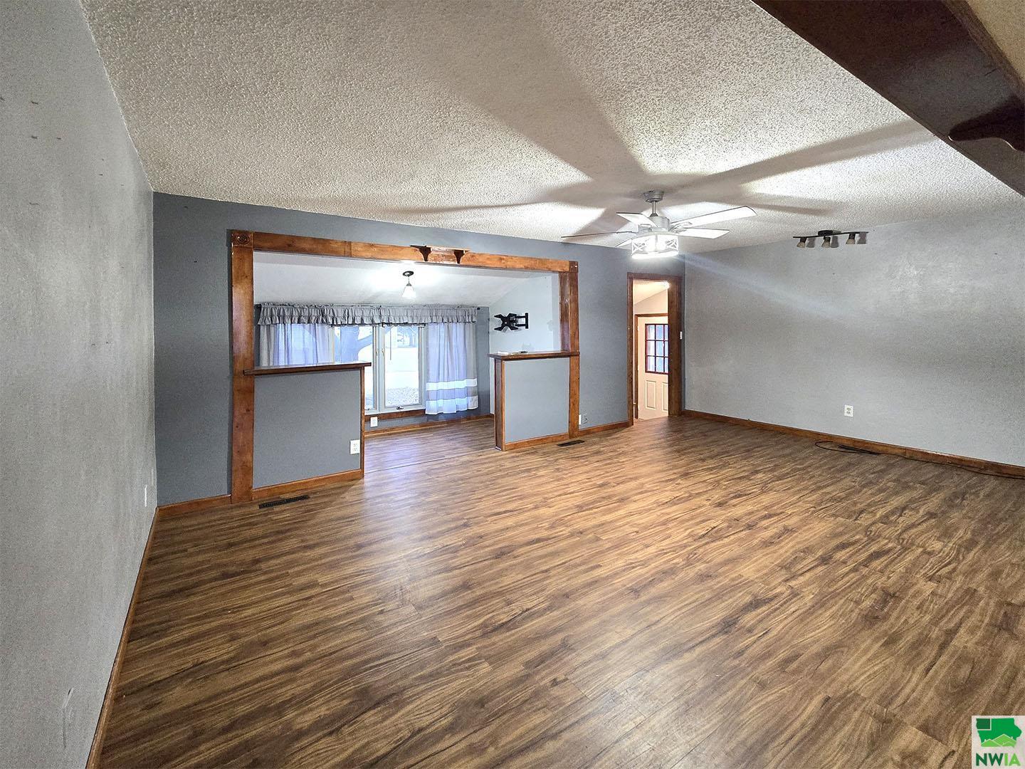 MLS #827260