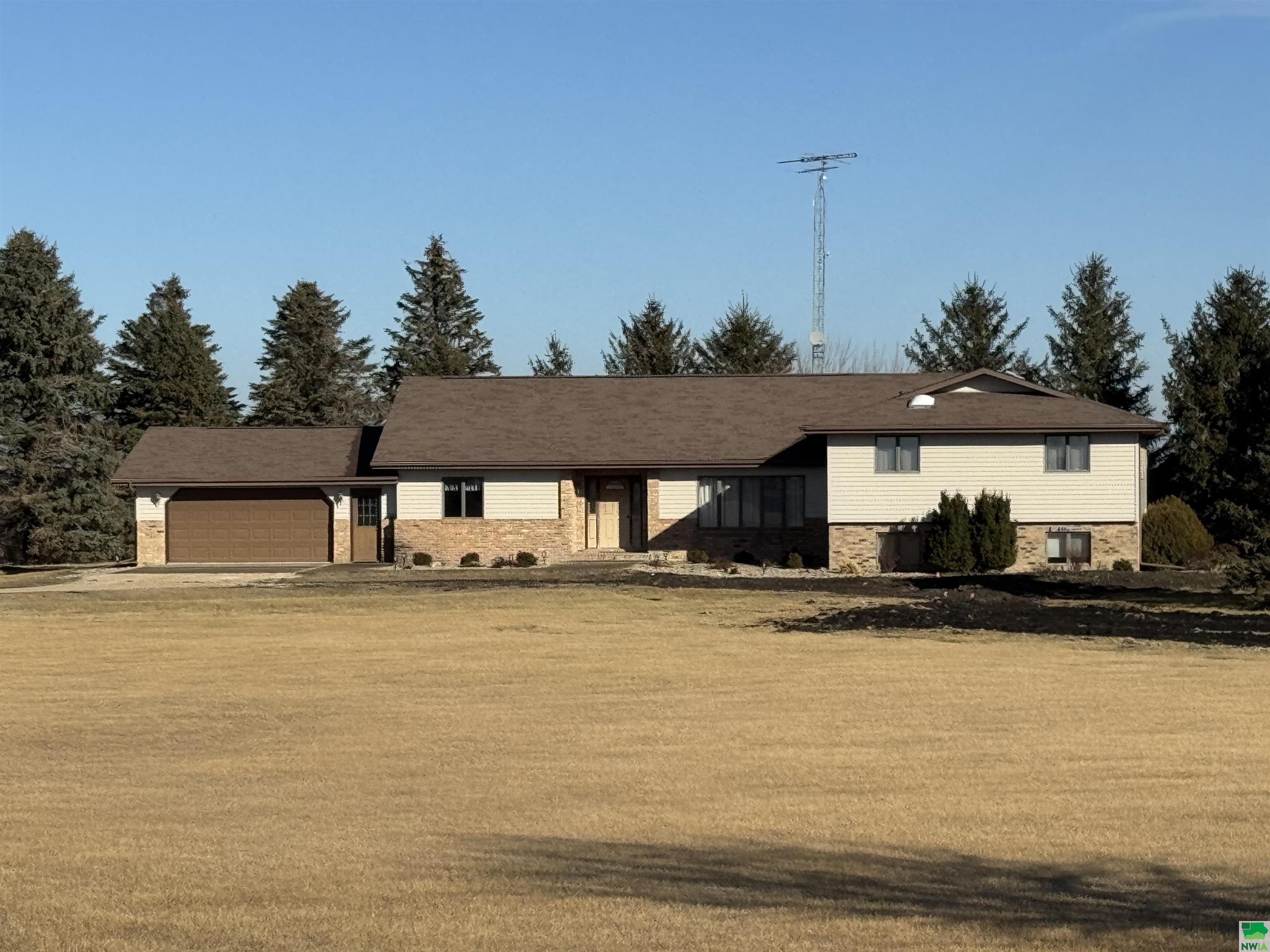 47902 170th Ave, Laurens, IA 50554 