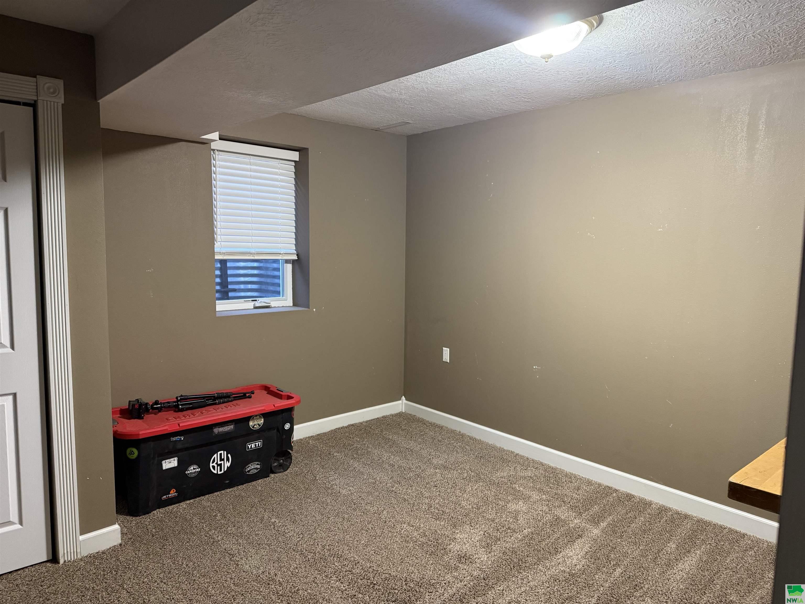 MLS #827294