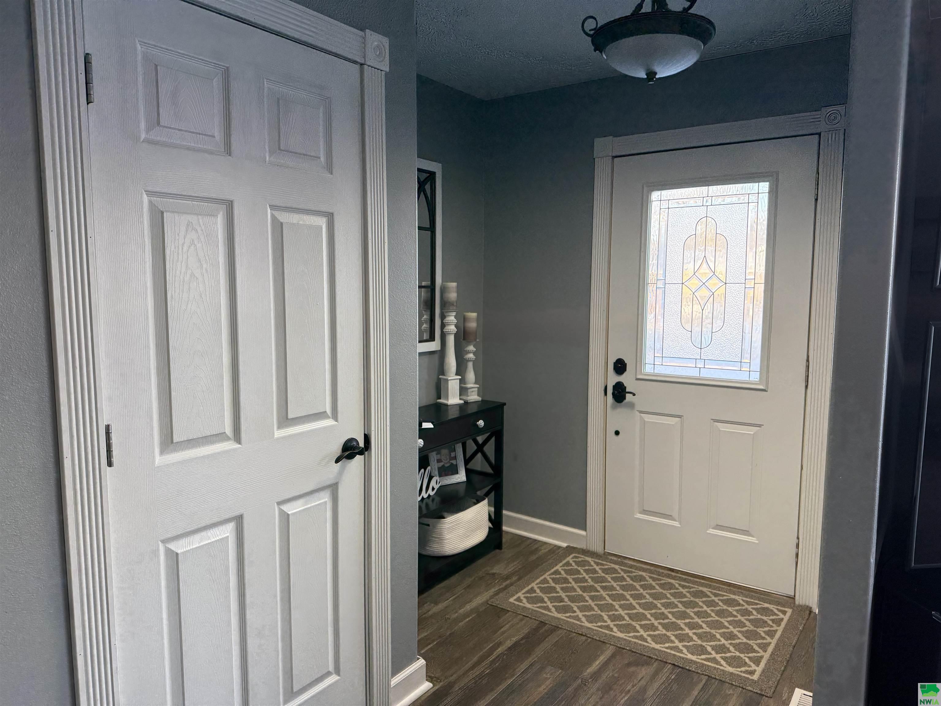 MLS #827294