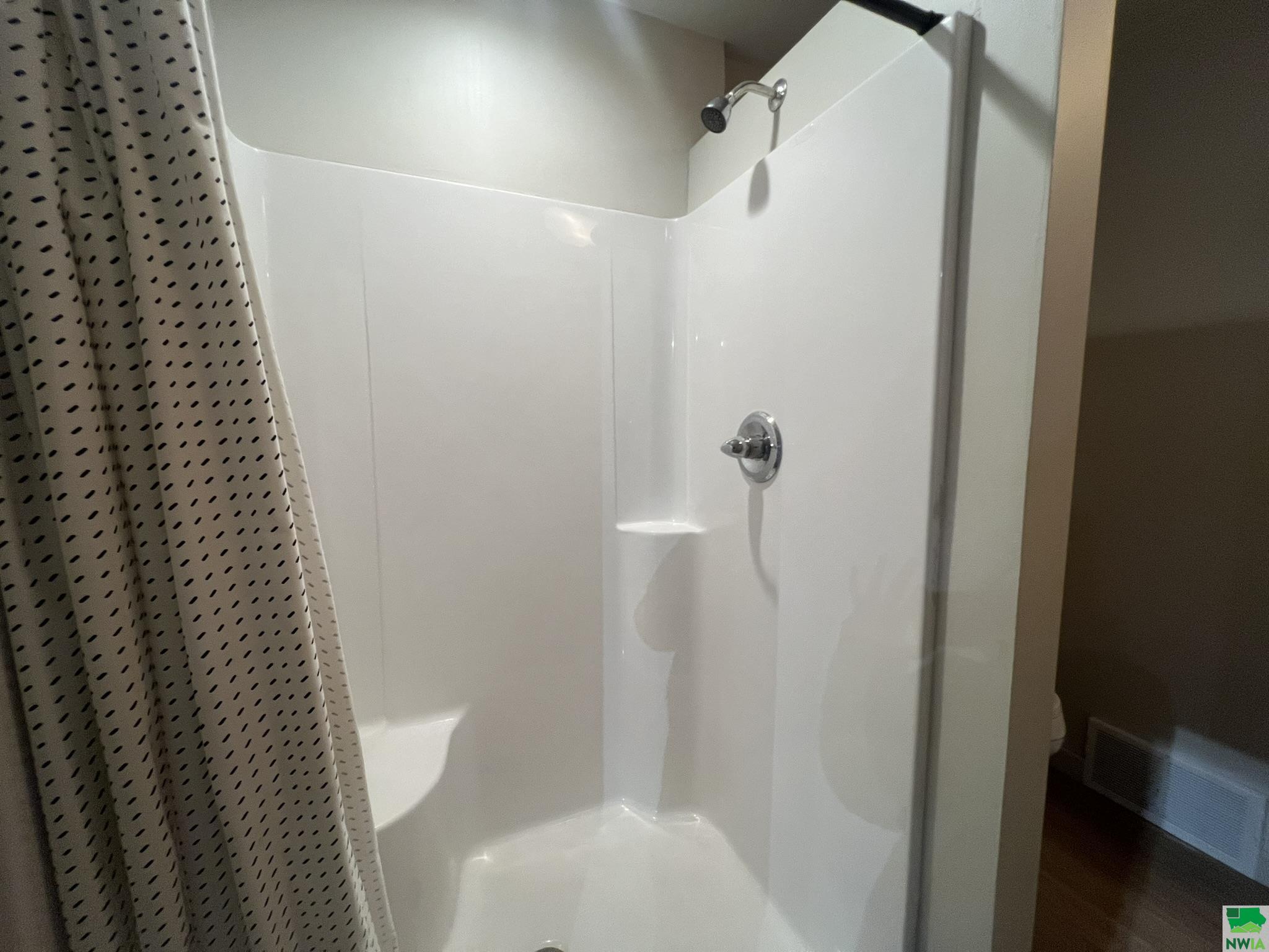 MLS #827304