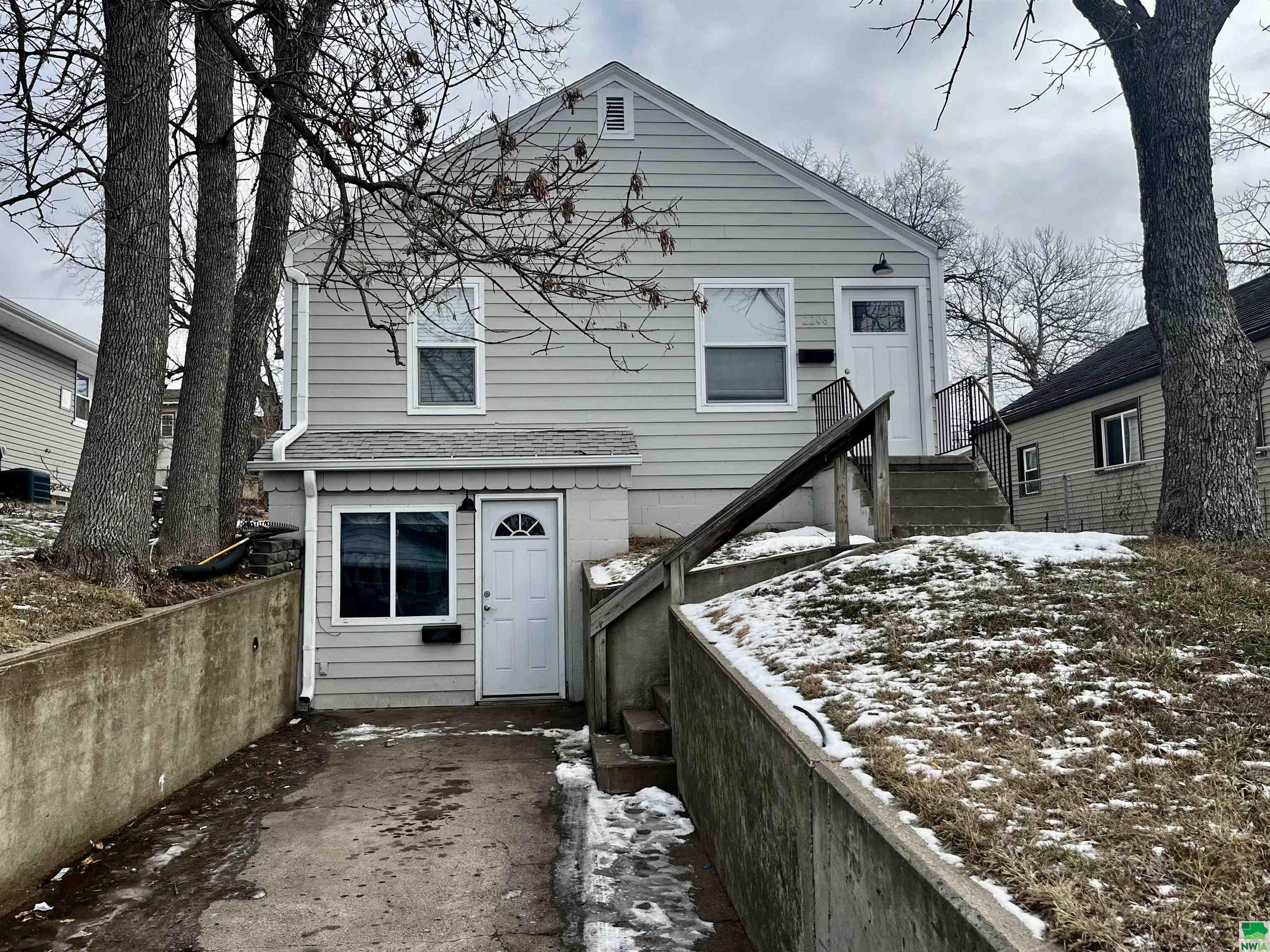2206 LAKEPORT ST S, Sioux City, IA 51106 