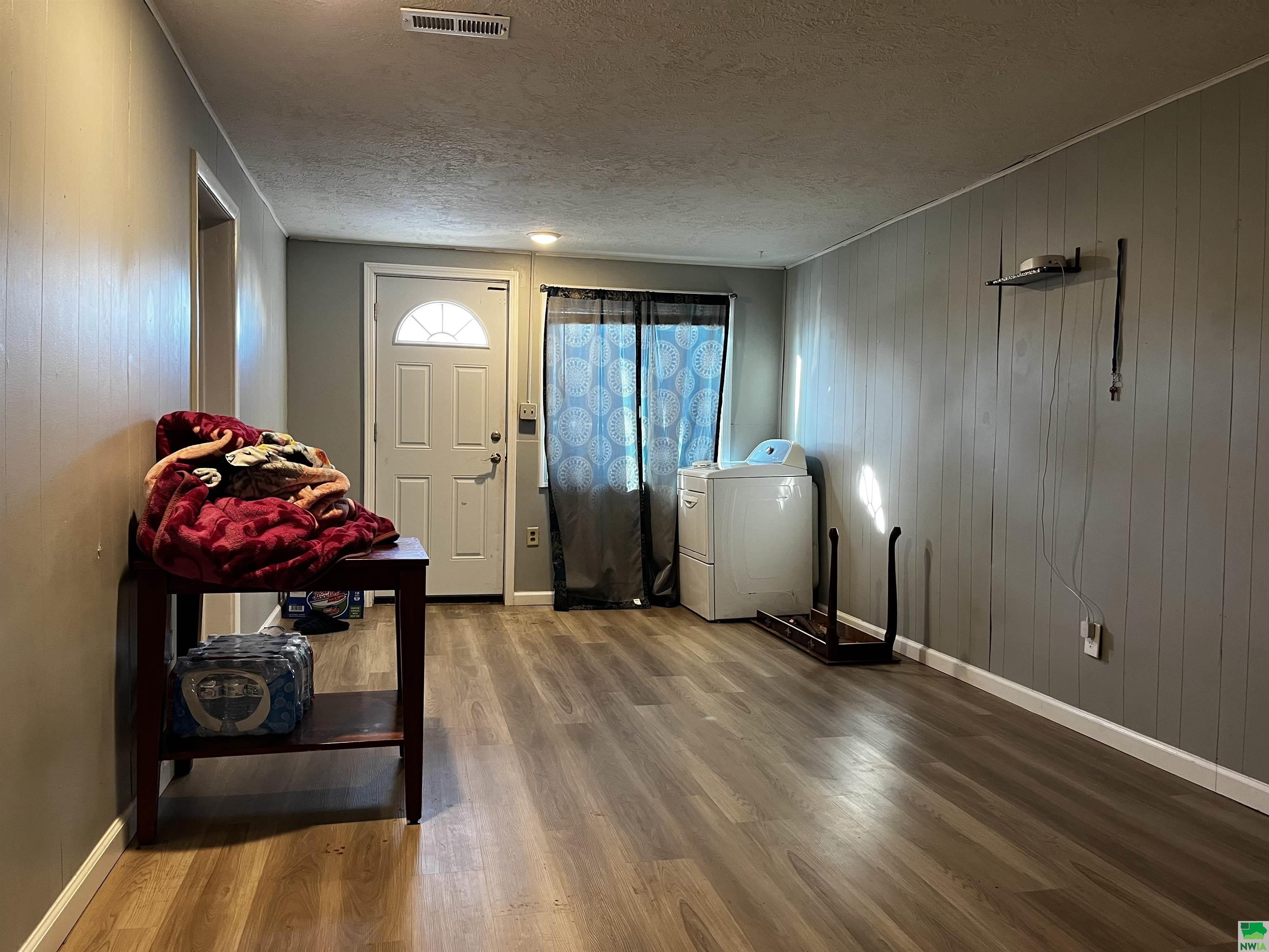 MLS #827320