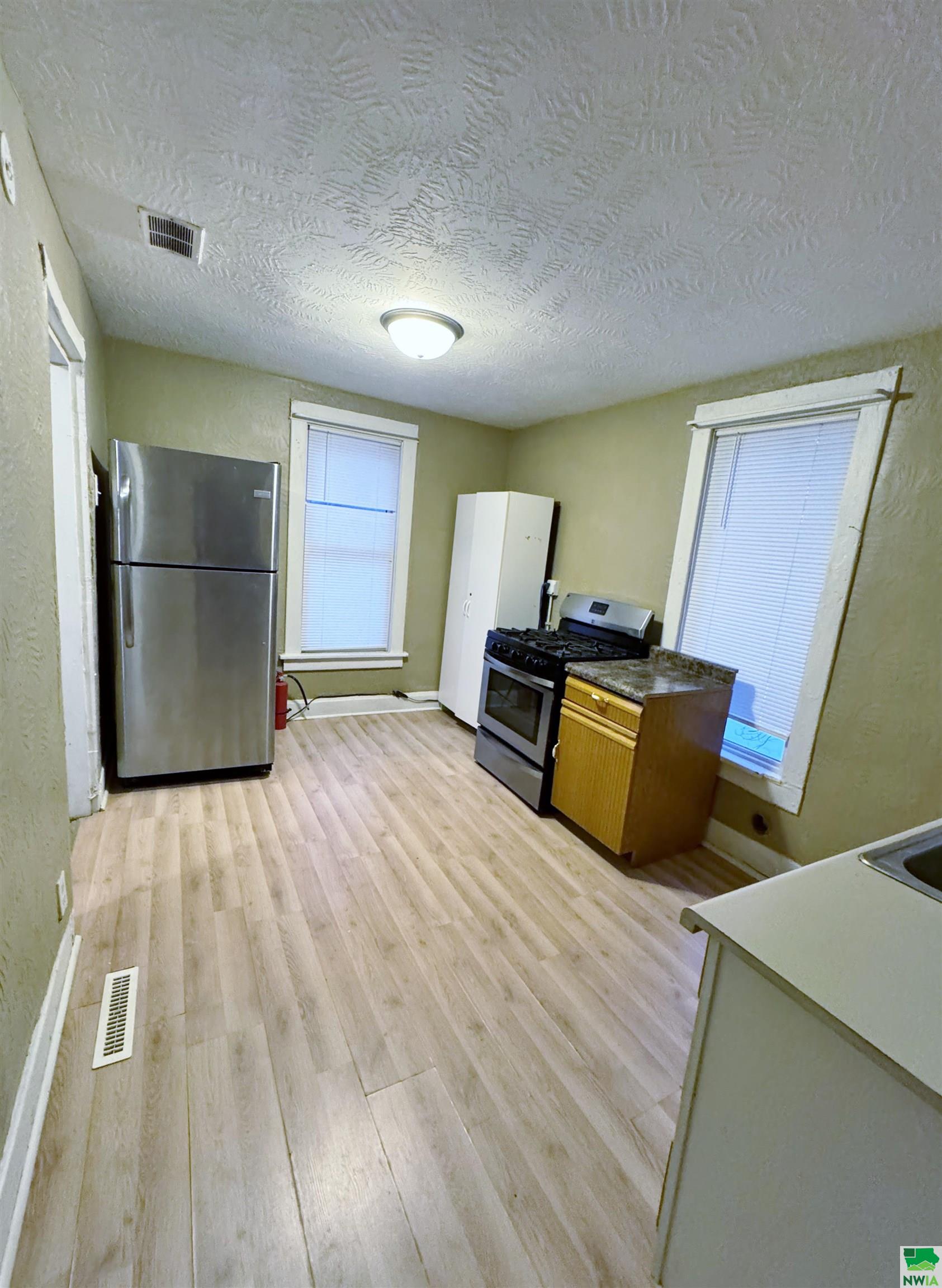 MLS #827324