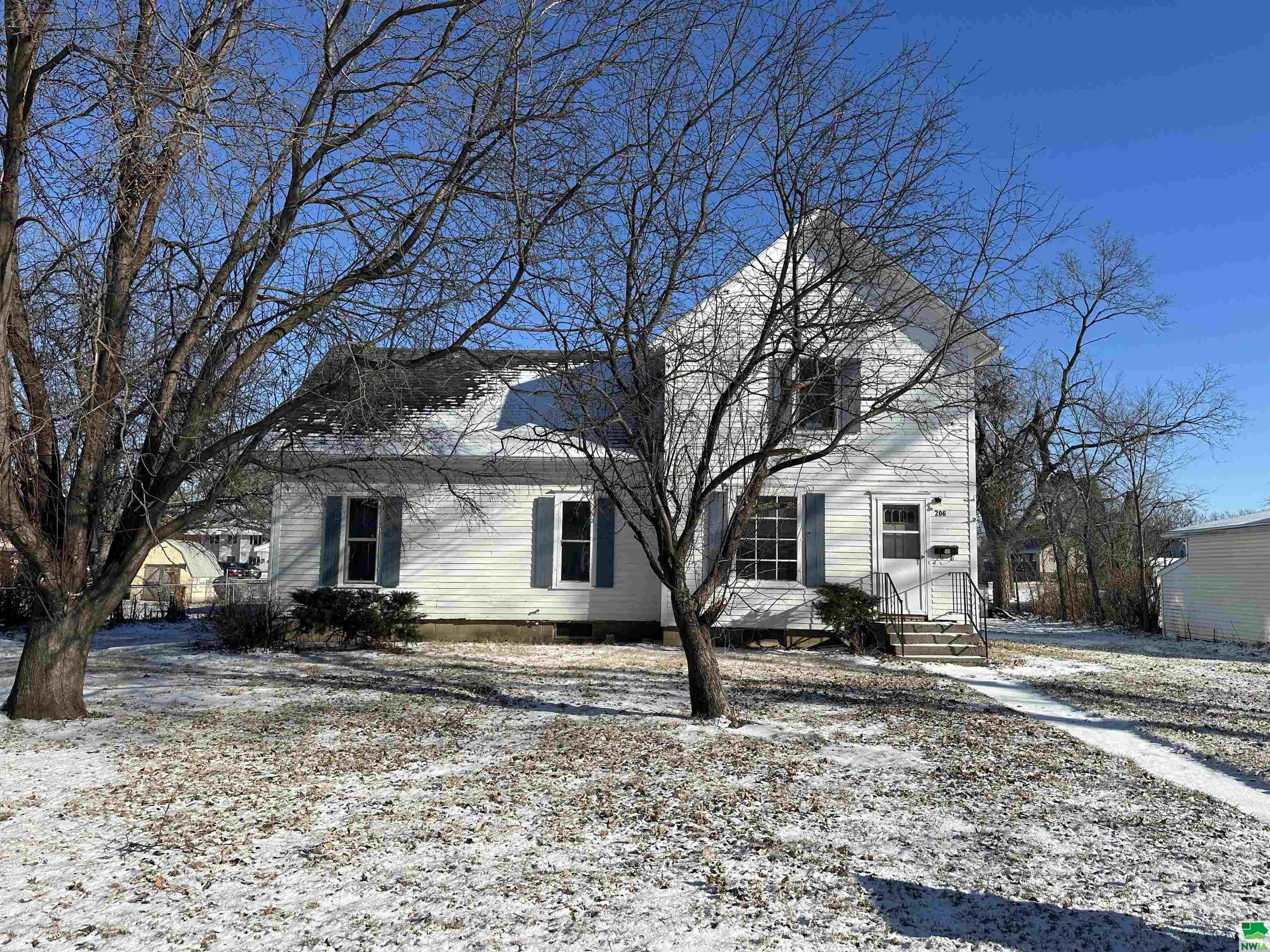 206 Pine S, Vermillion, SD 57069 