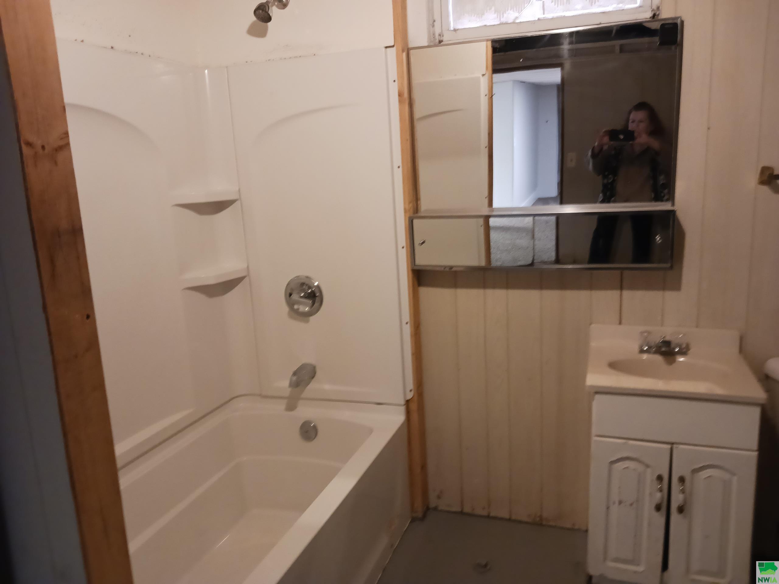 MLS #827342
