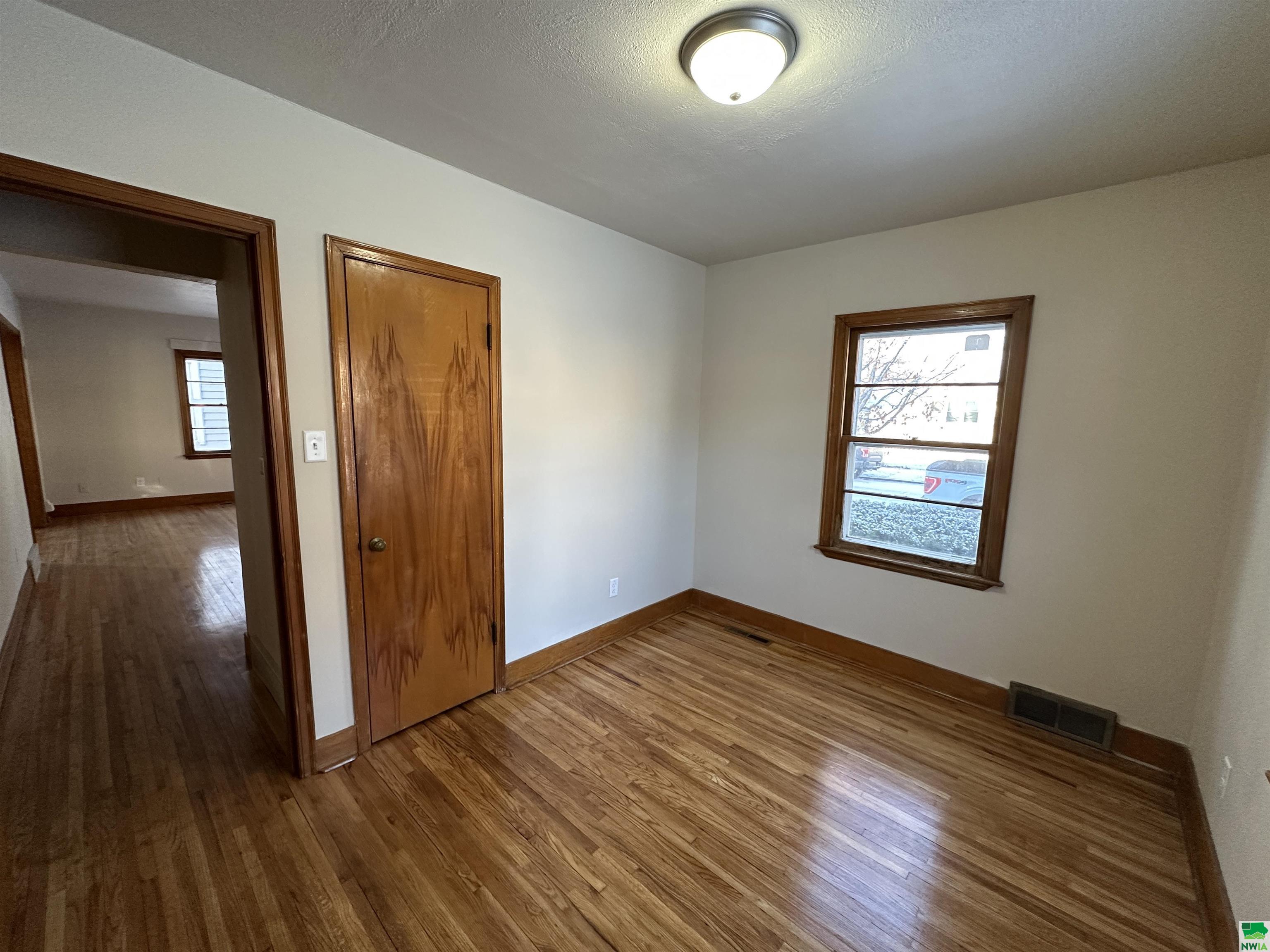 MLS #827357