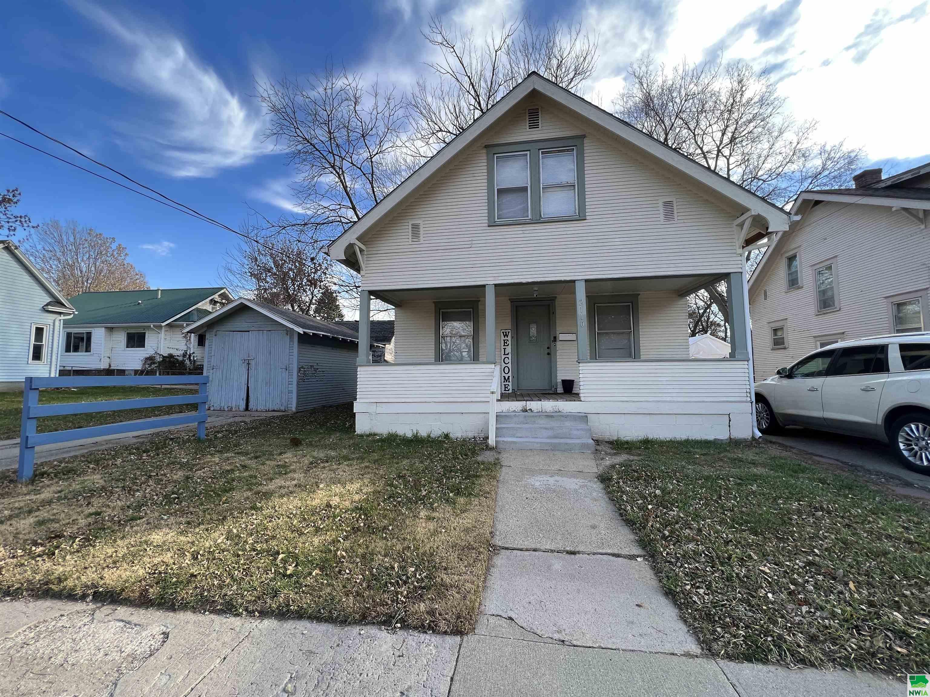2110 Glass St S, Sioux City, IA 51106 