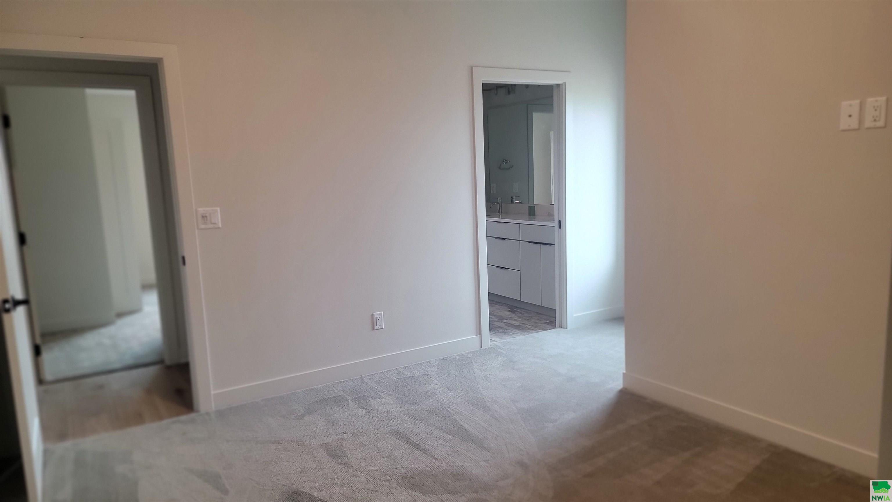 MLS #827365