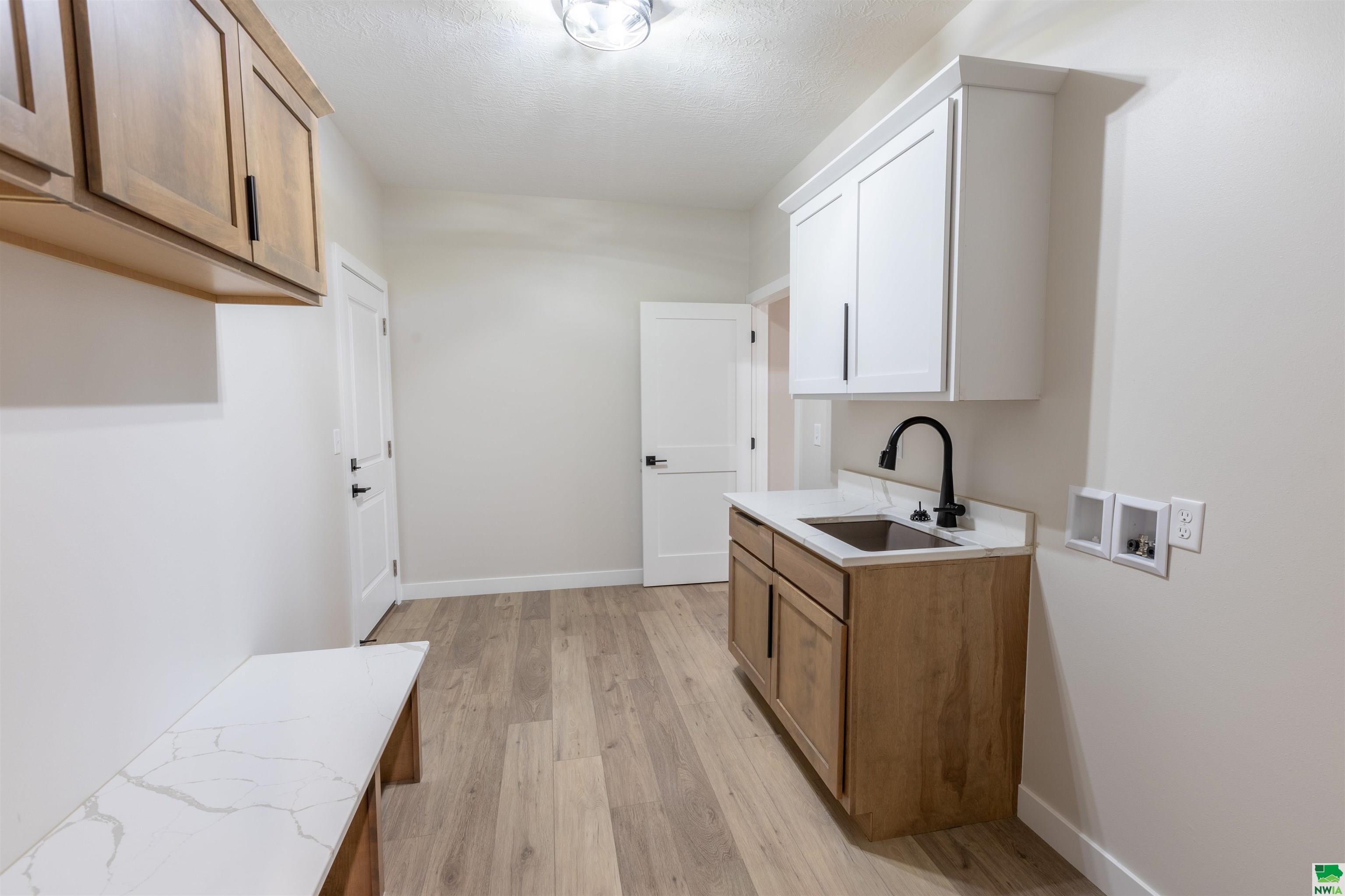 MLS #827371