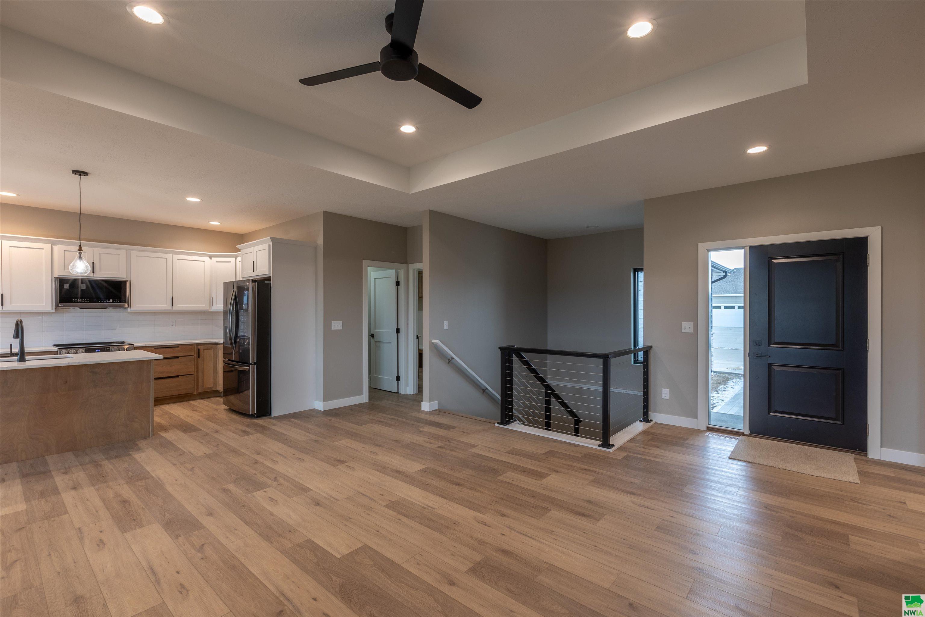 MLS #827371
