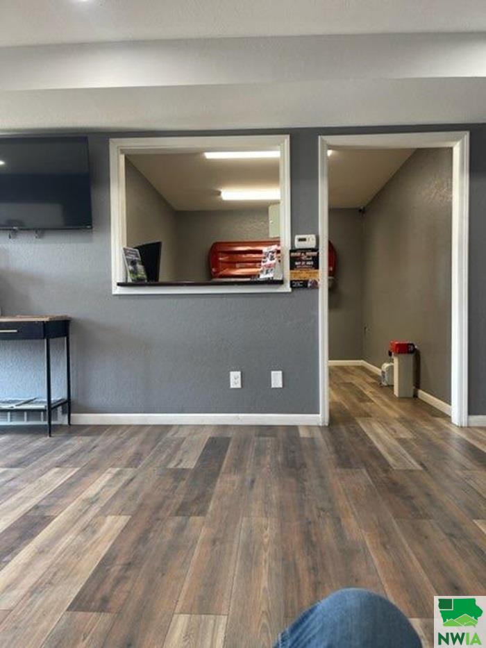 MLS #827372