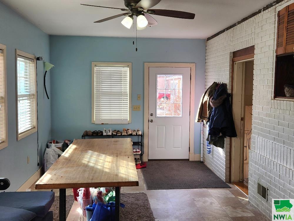 MLS #827379