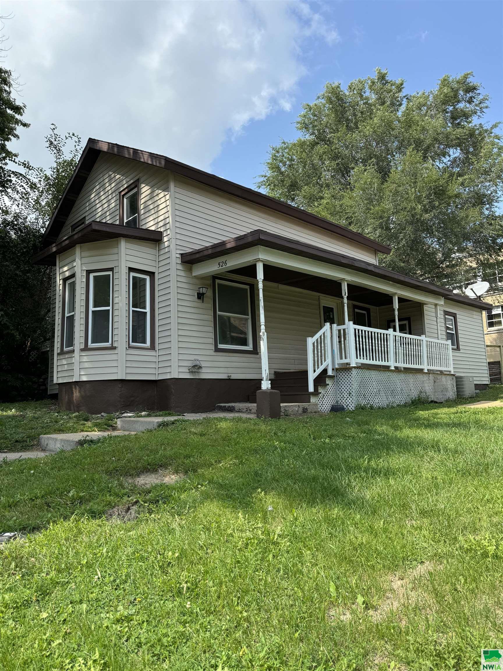 526 Maple St. W, Cherokee, IA 51012 