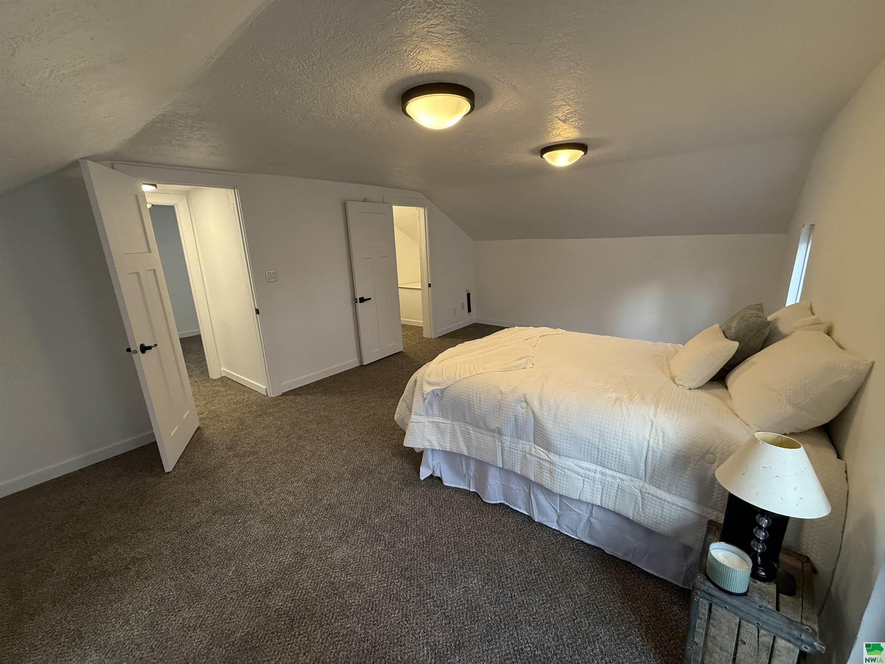 MLS #827384