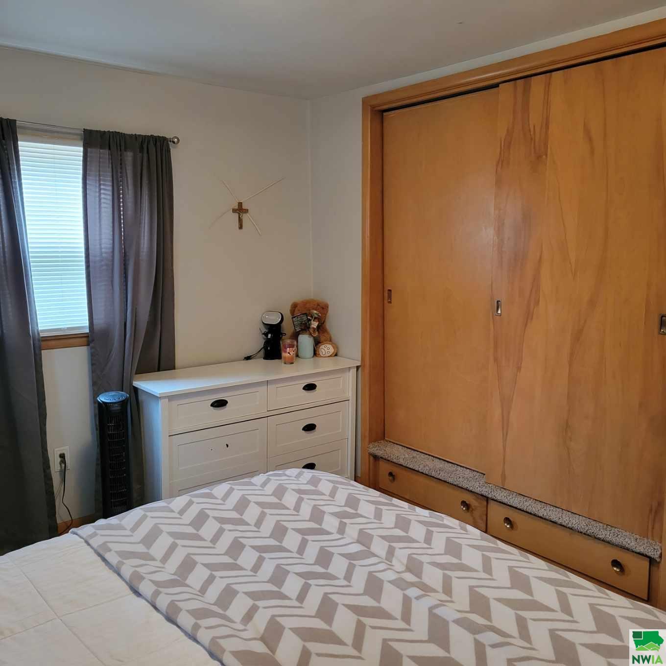 MLS #827388