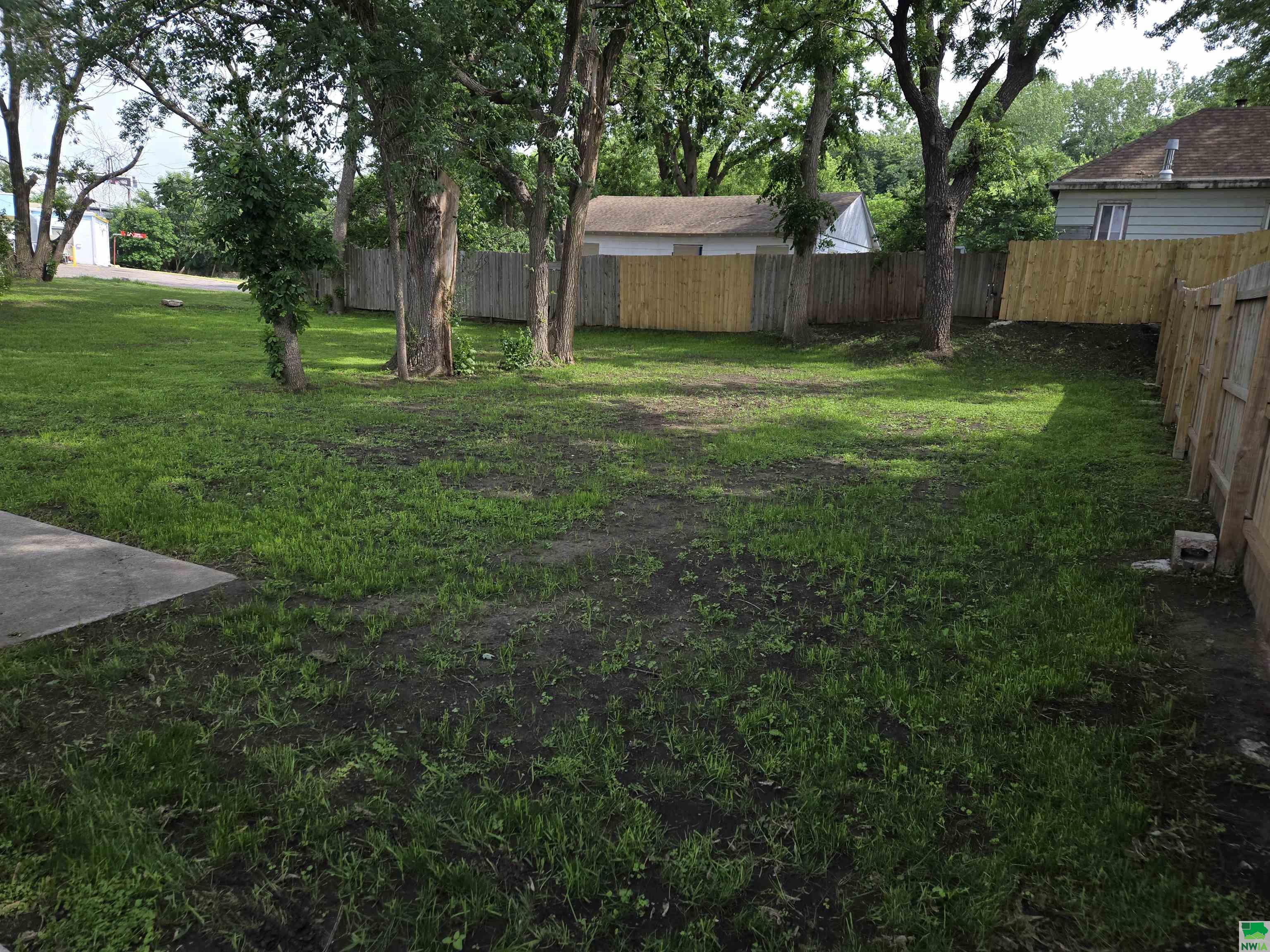 MLS #827389