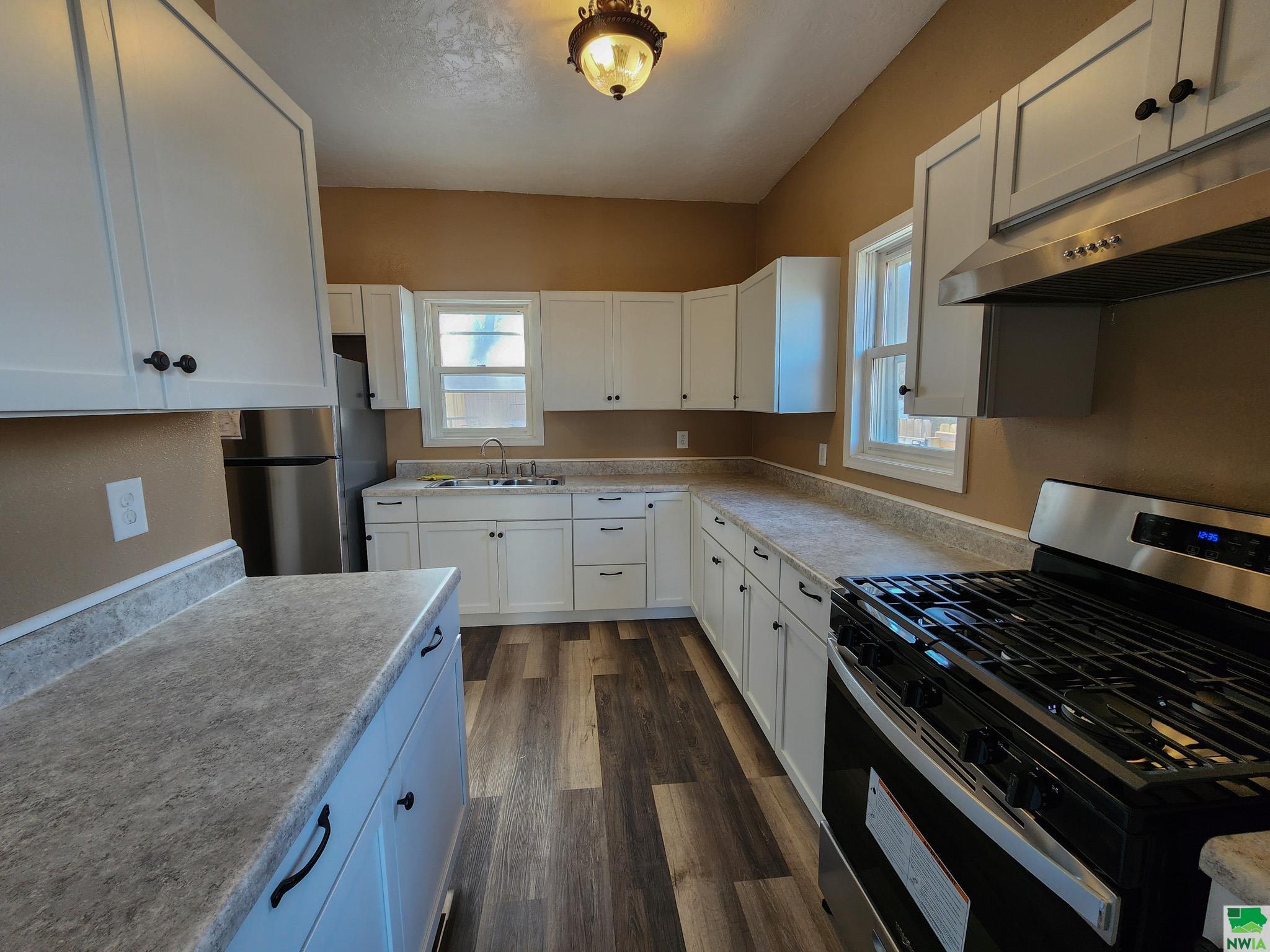 MLS #827389