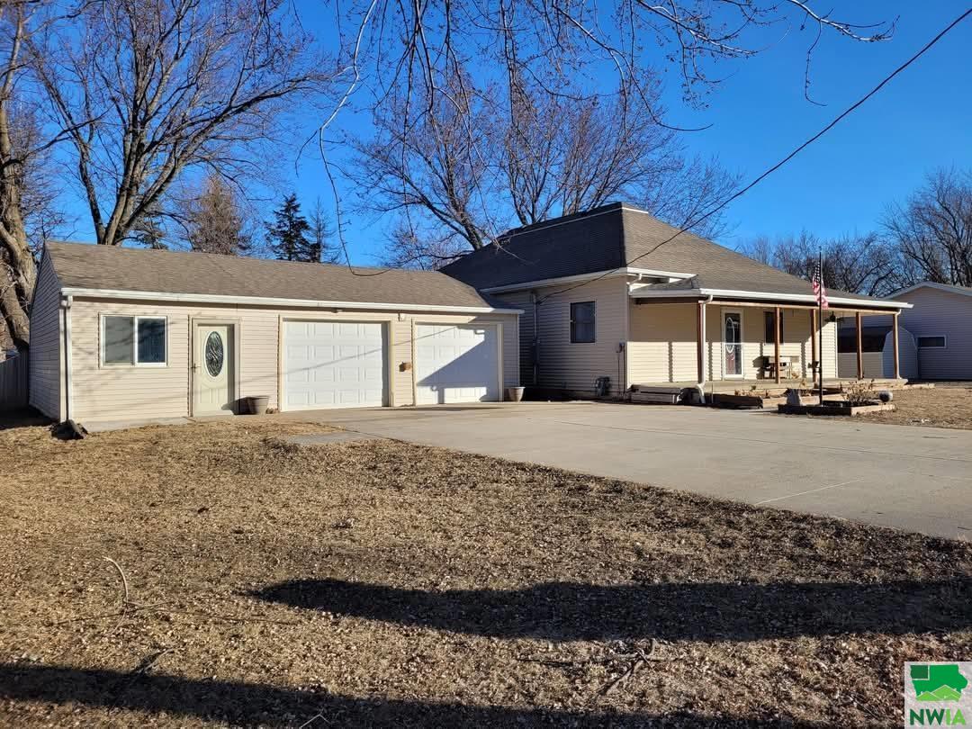 31 Bayard Street, Kingsley, IA 51028 
