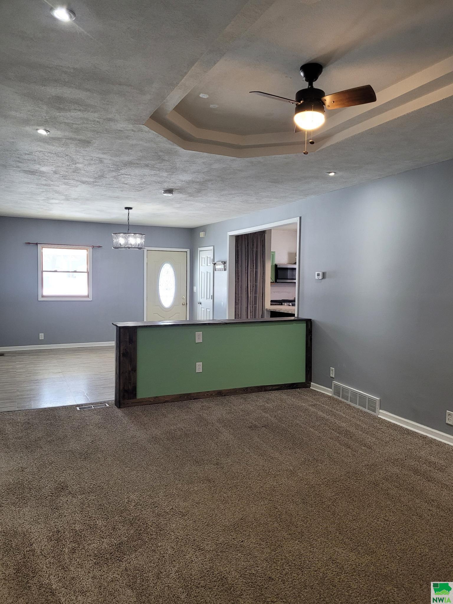 MLS #827411