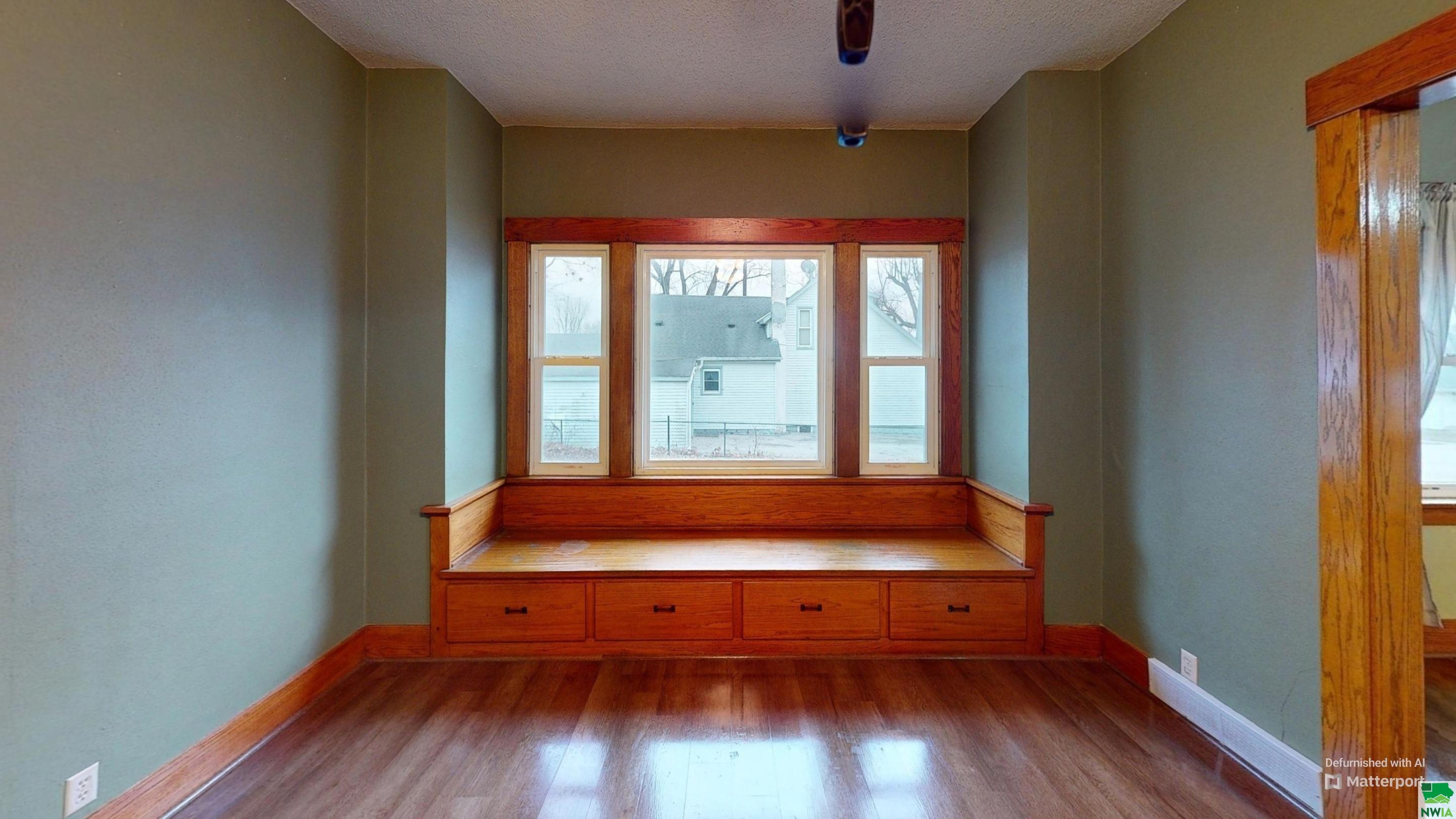 MLS #827443
