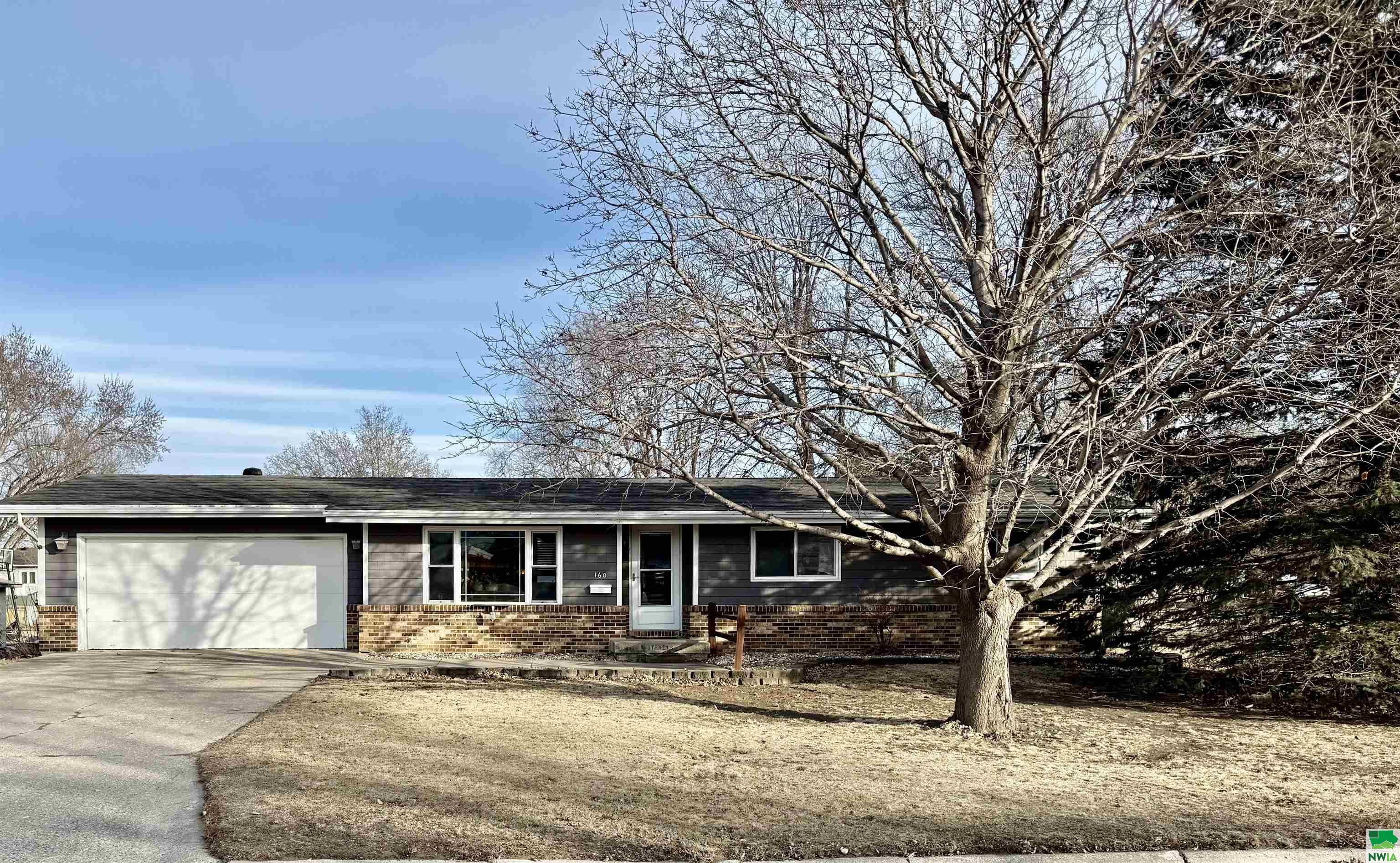 160 6th Ave. E. N, Hartley, IA 51346 