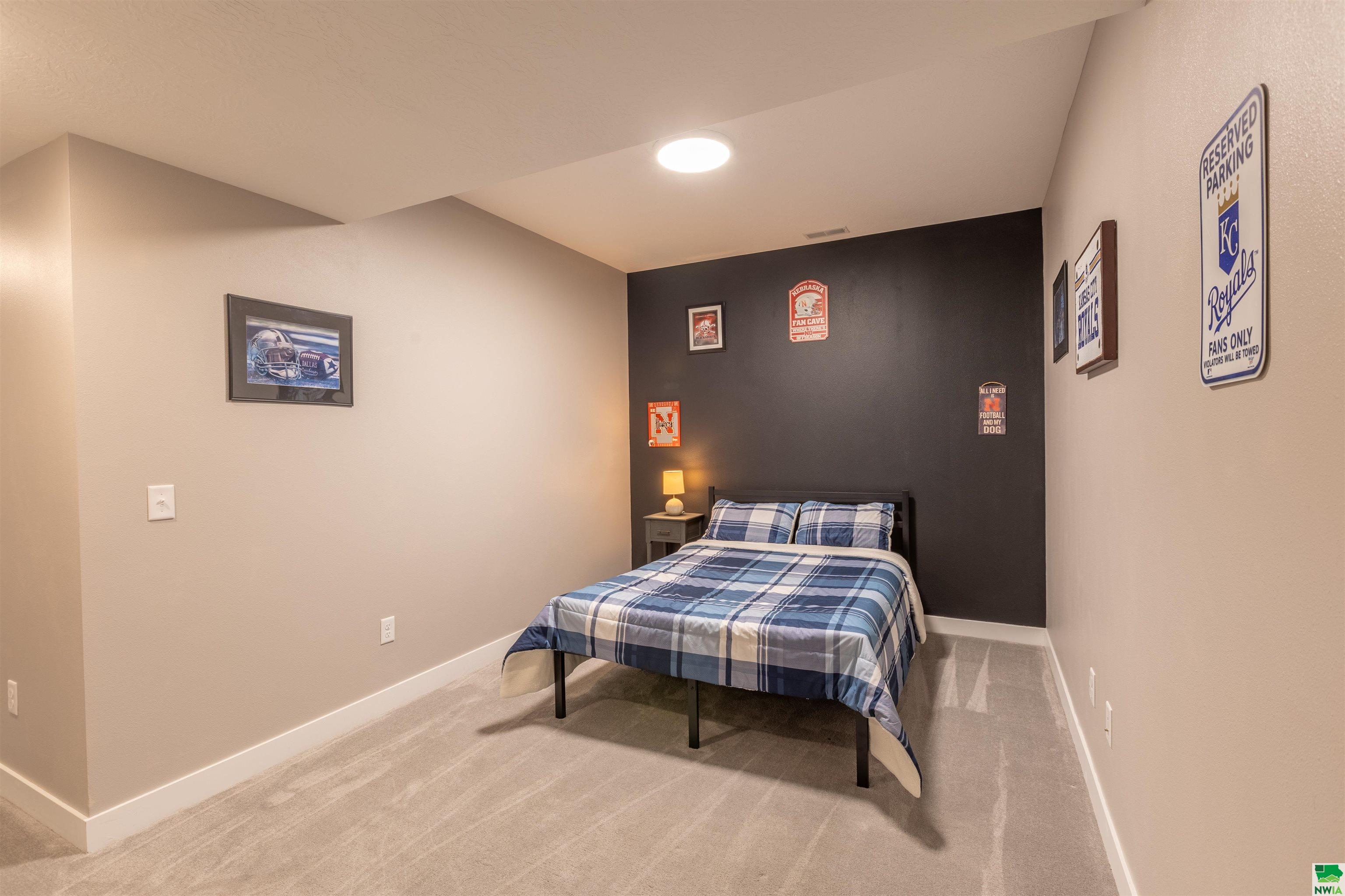 MLS #827453