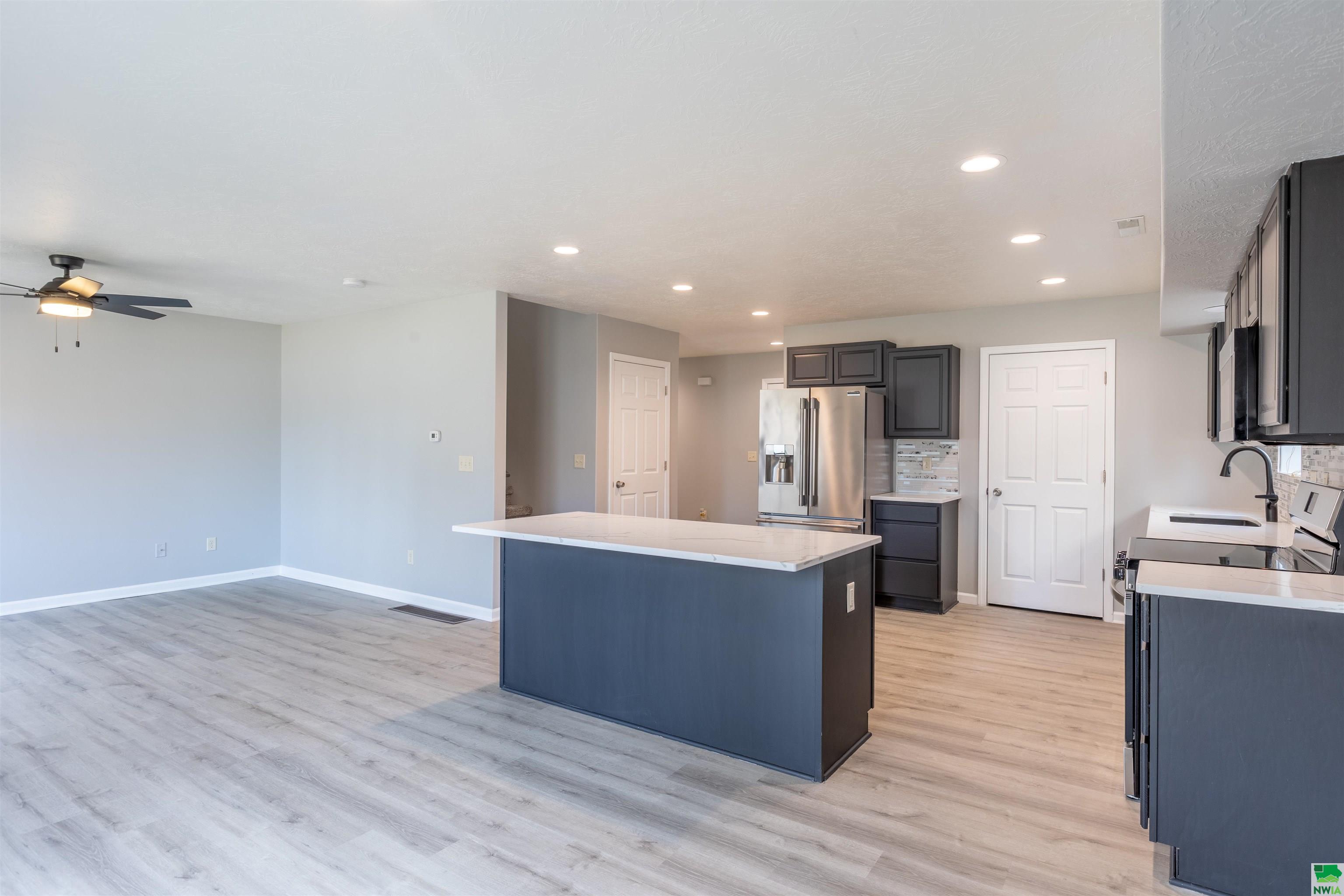 MLS #827471