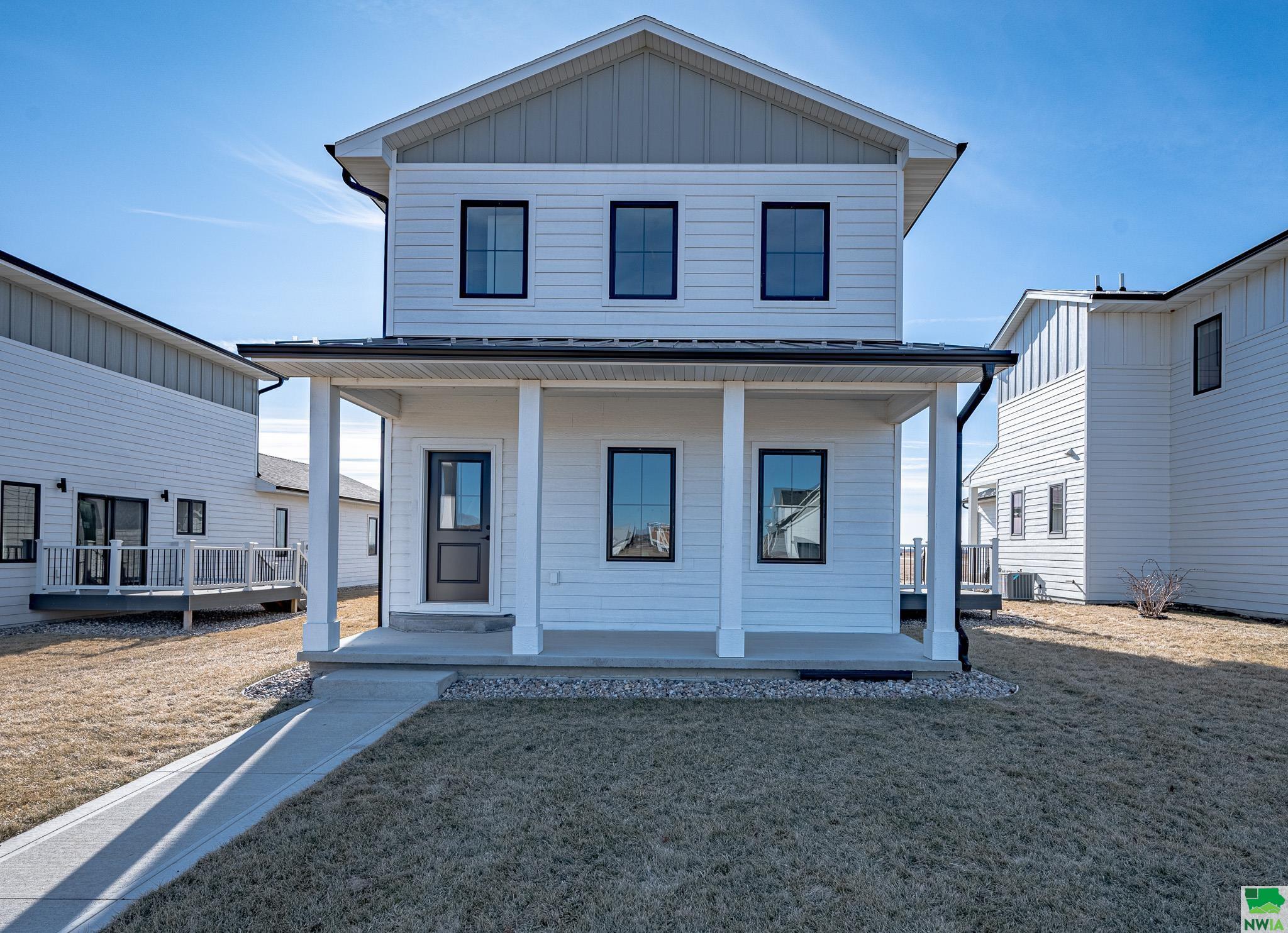 3344 Willow Gardens, South Sioux City, NE 68776 