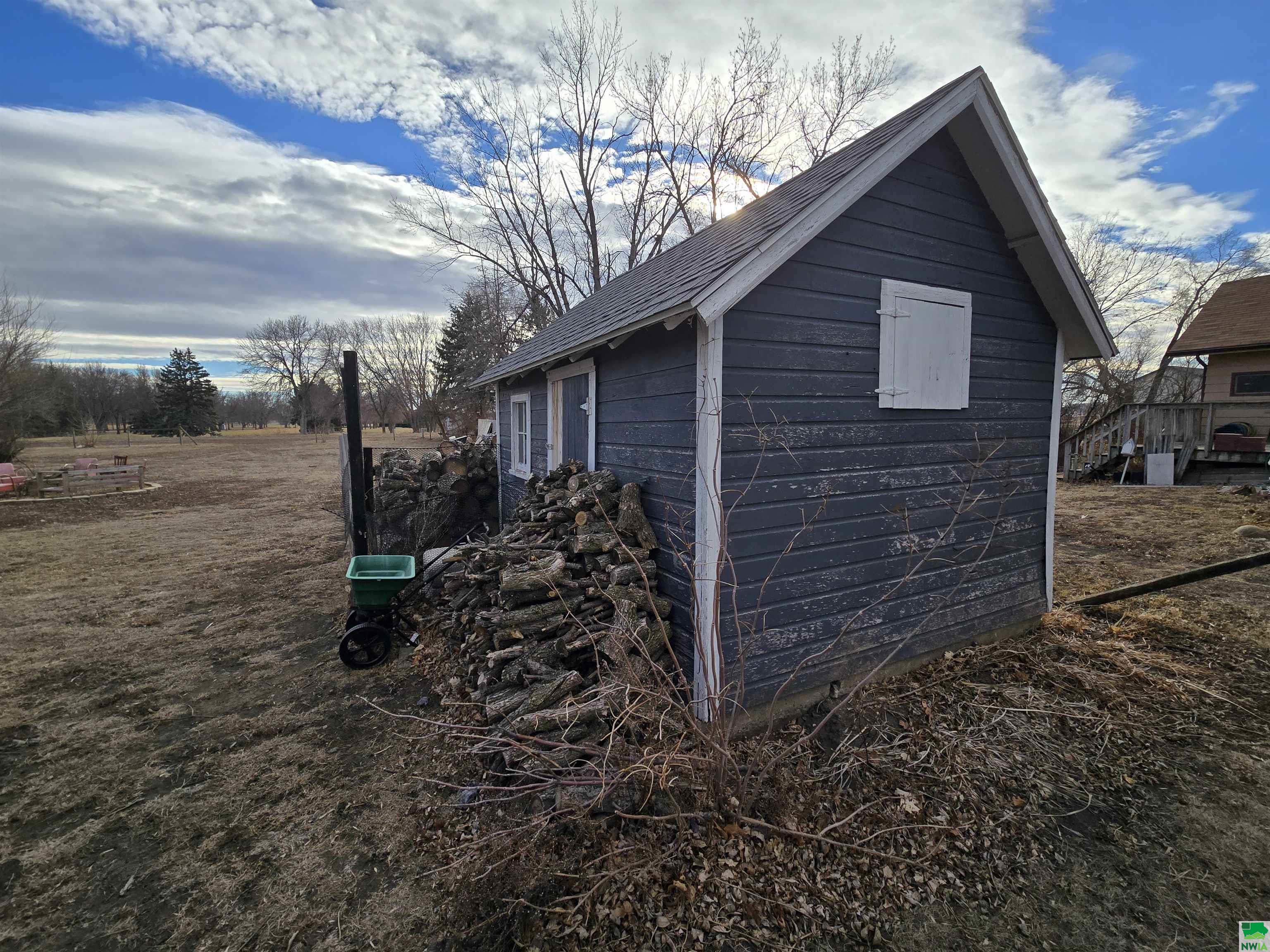 MLS #827491