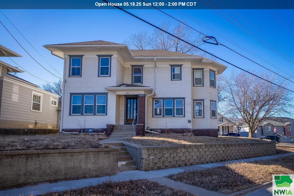 2719 STONE PARK BLVD, Sioux City, IA 51104 
