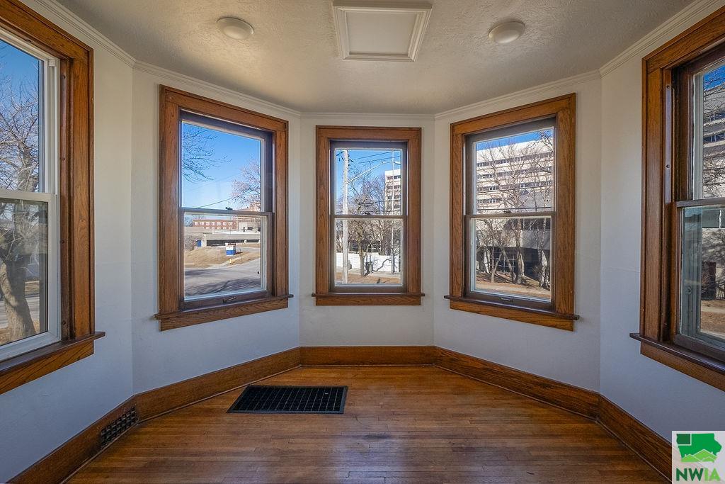MLS #827493