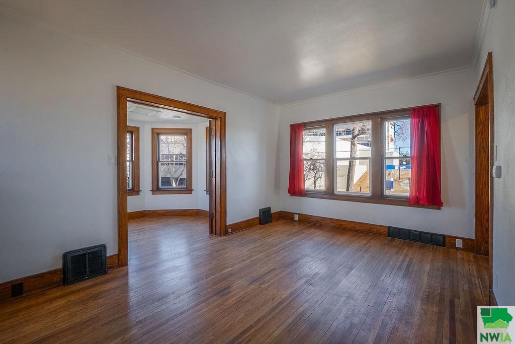 MLS #827493