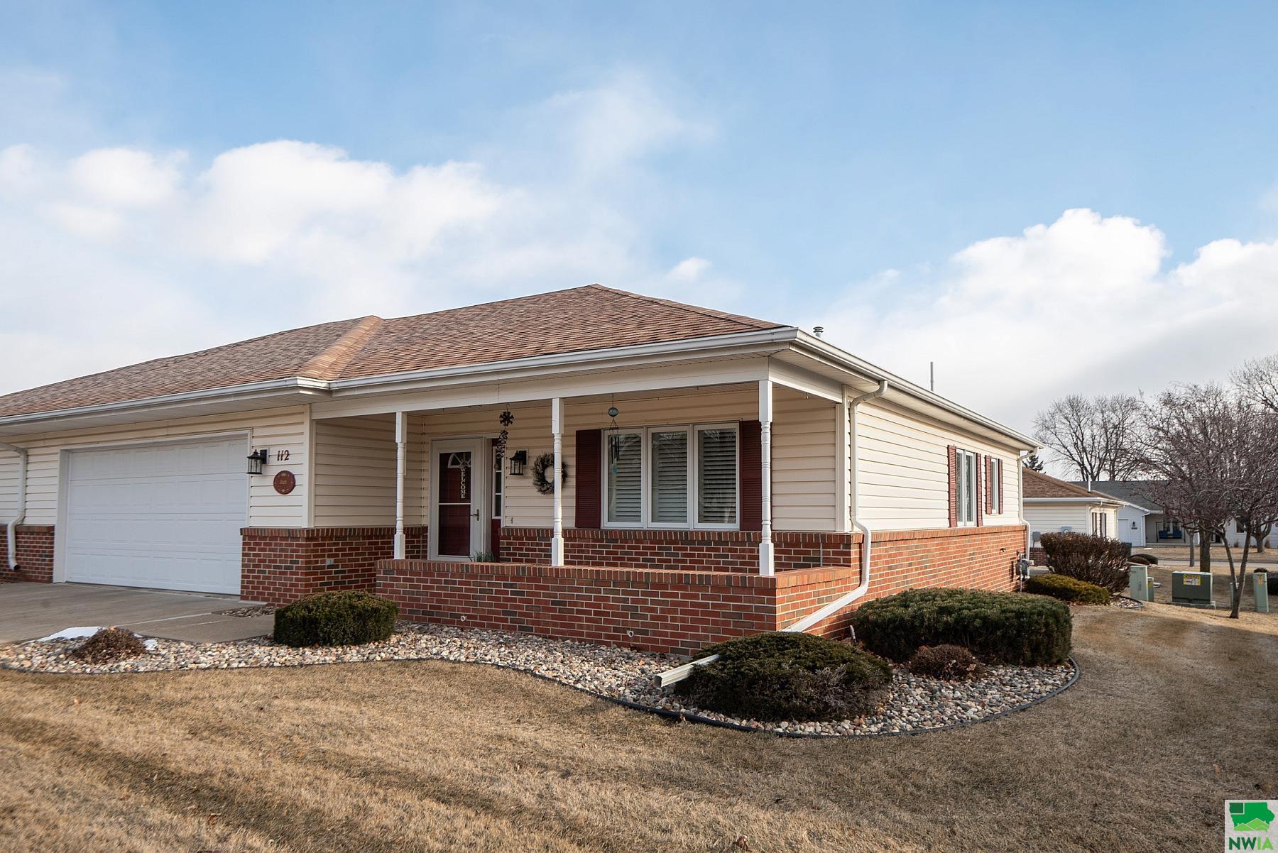 710 2ND ST SE #112, Orange City, IA 51041 