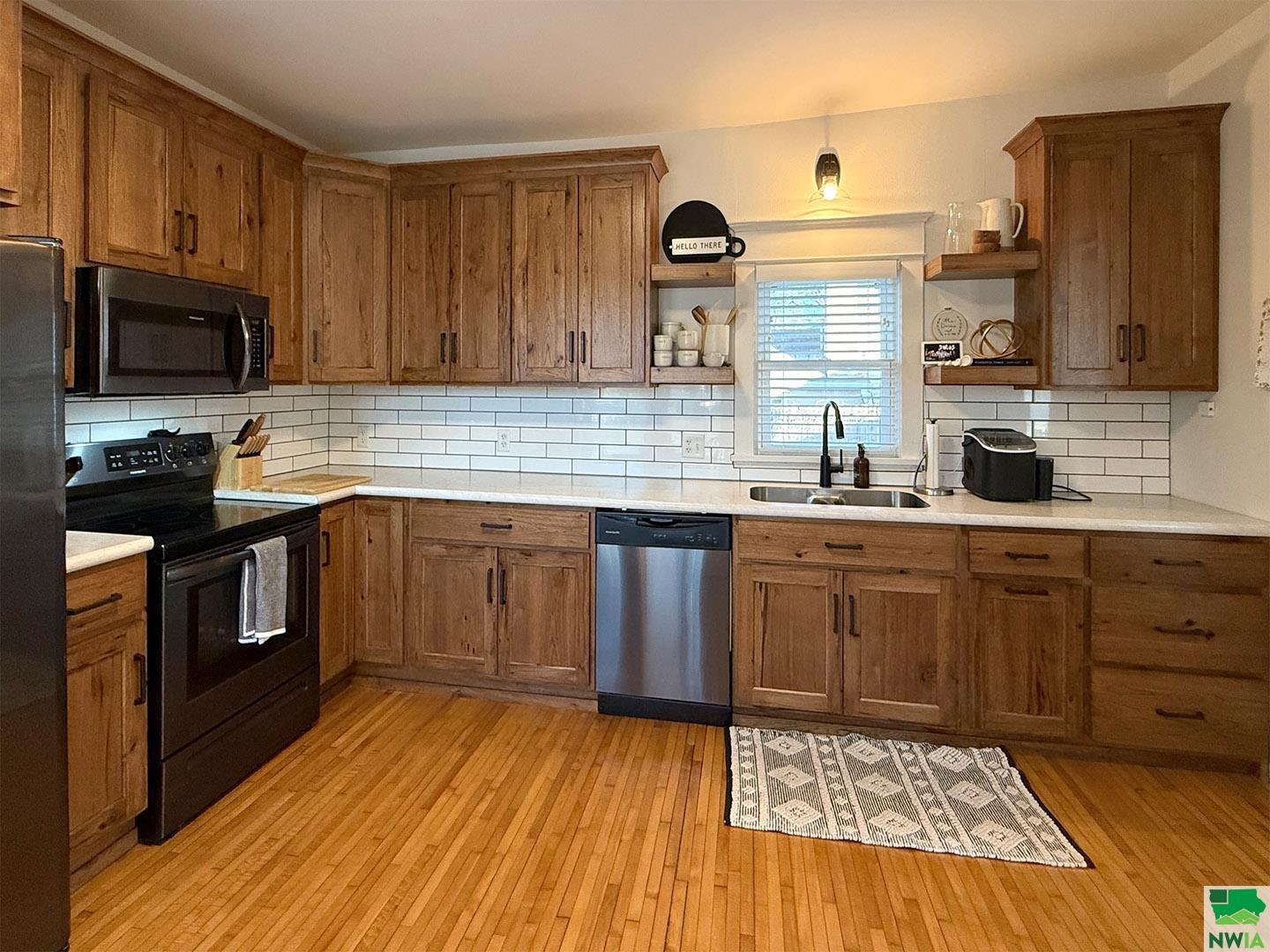MLS #827522