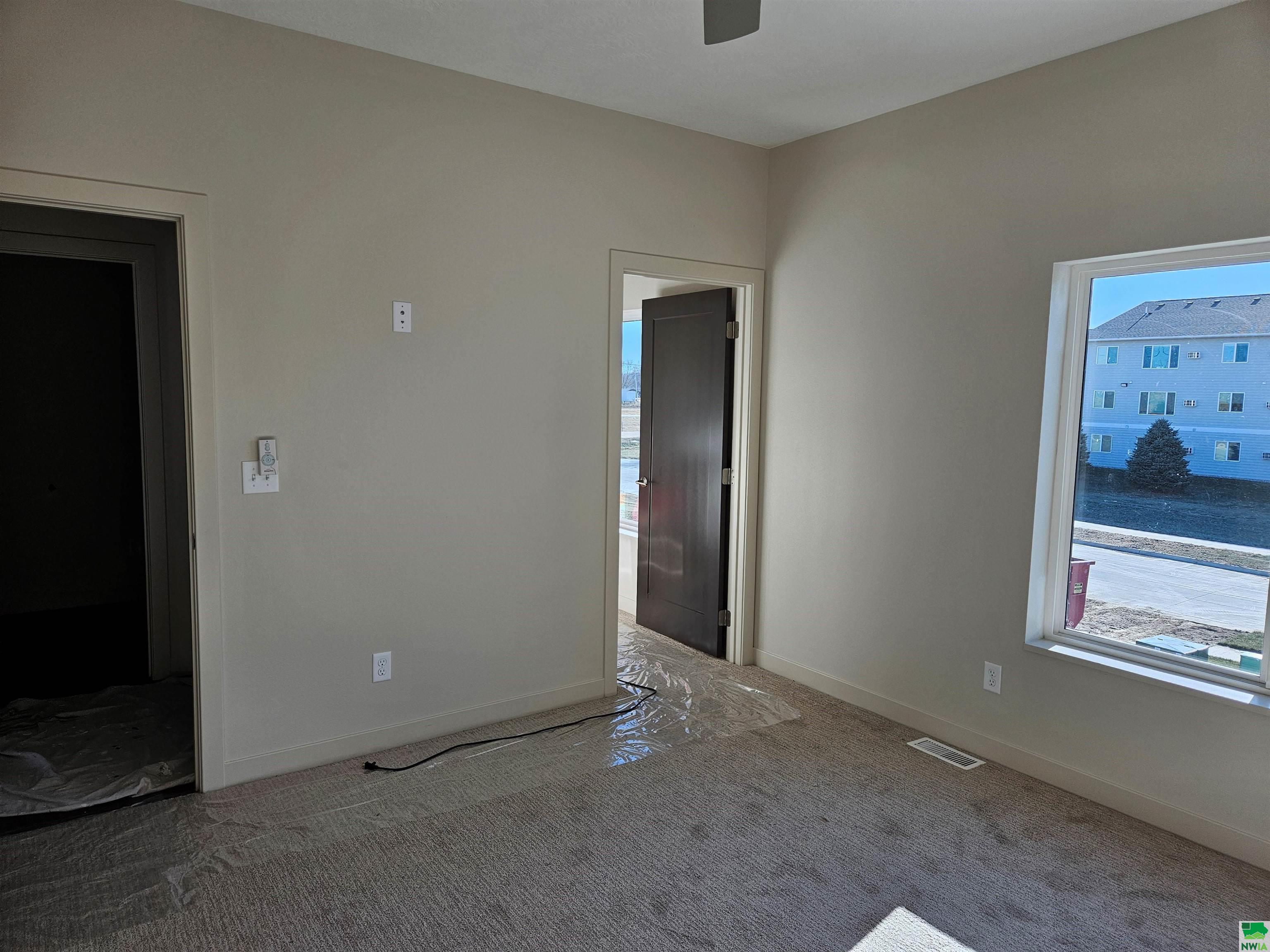 MLS #827534