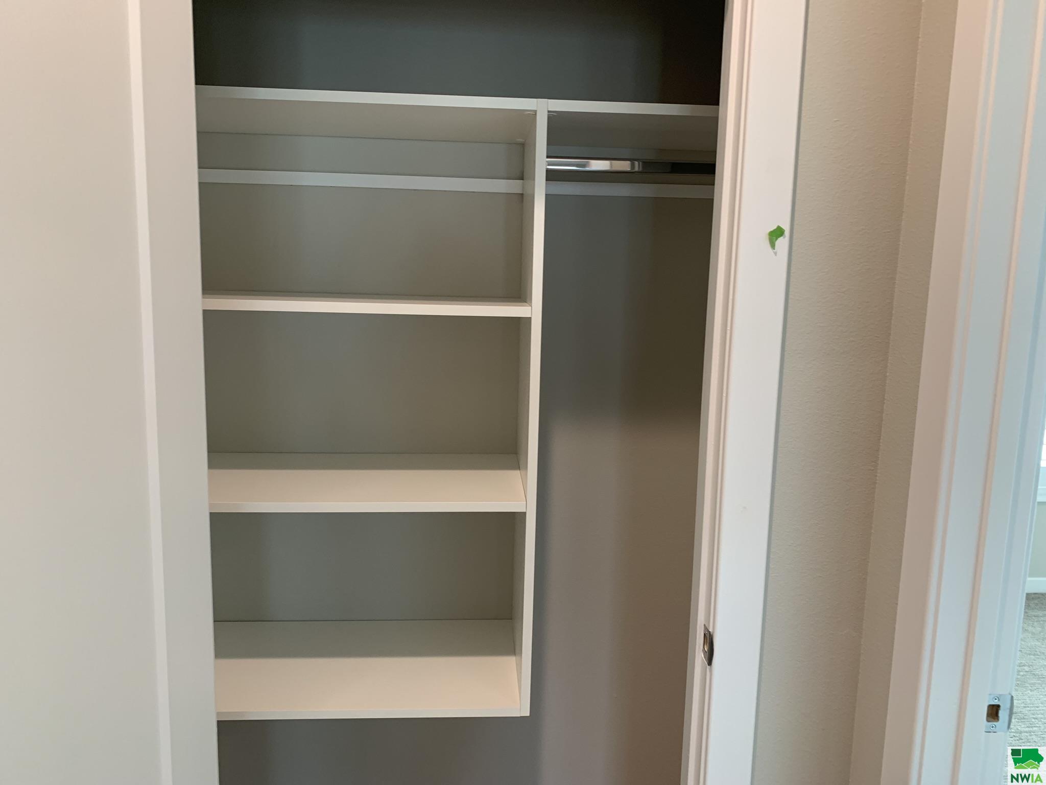MLS #827534