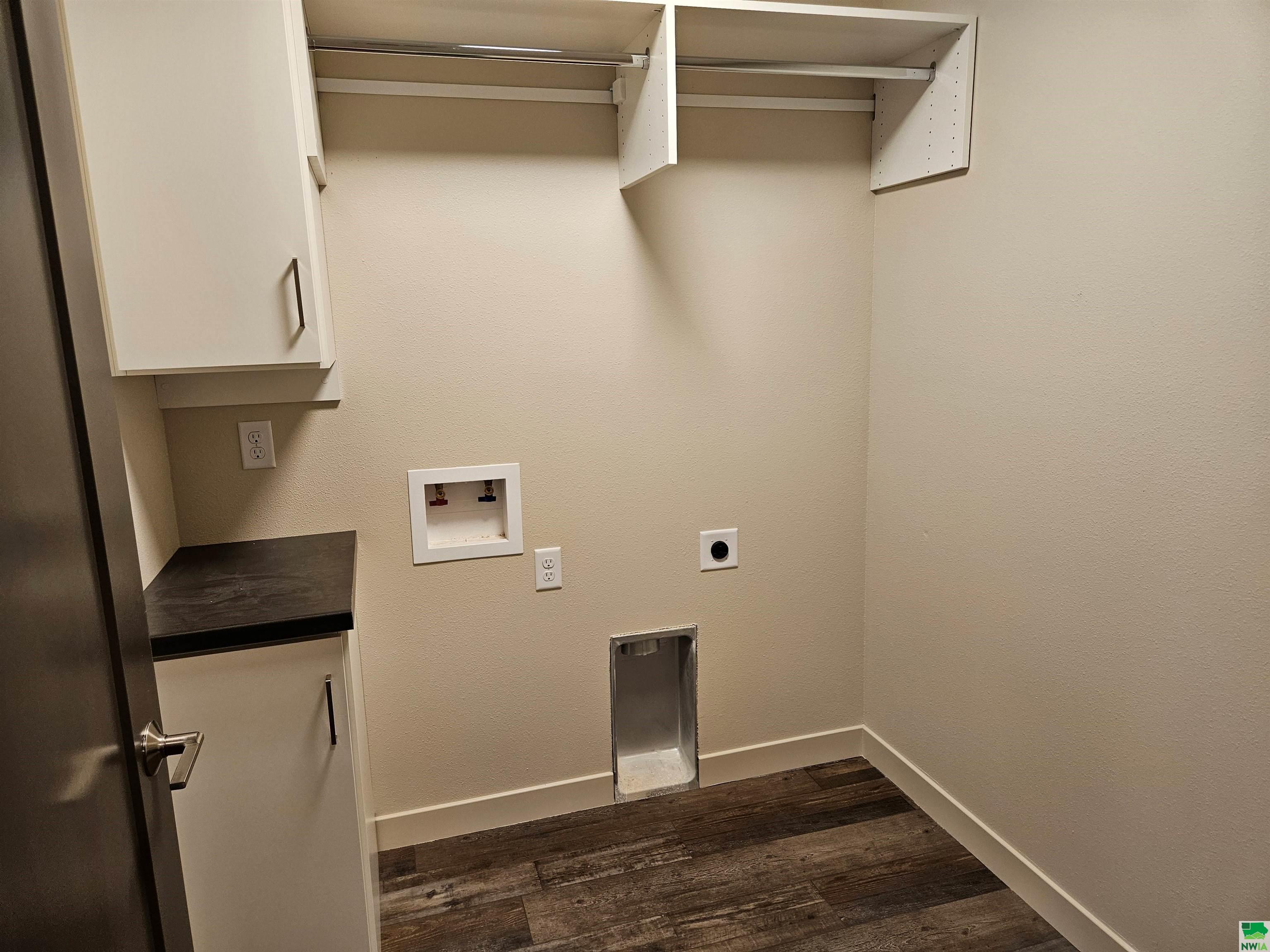 MLS #827534