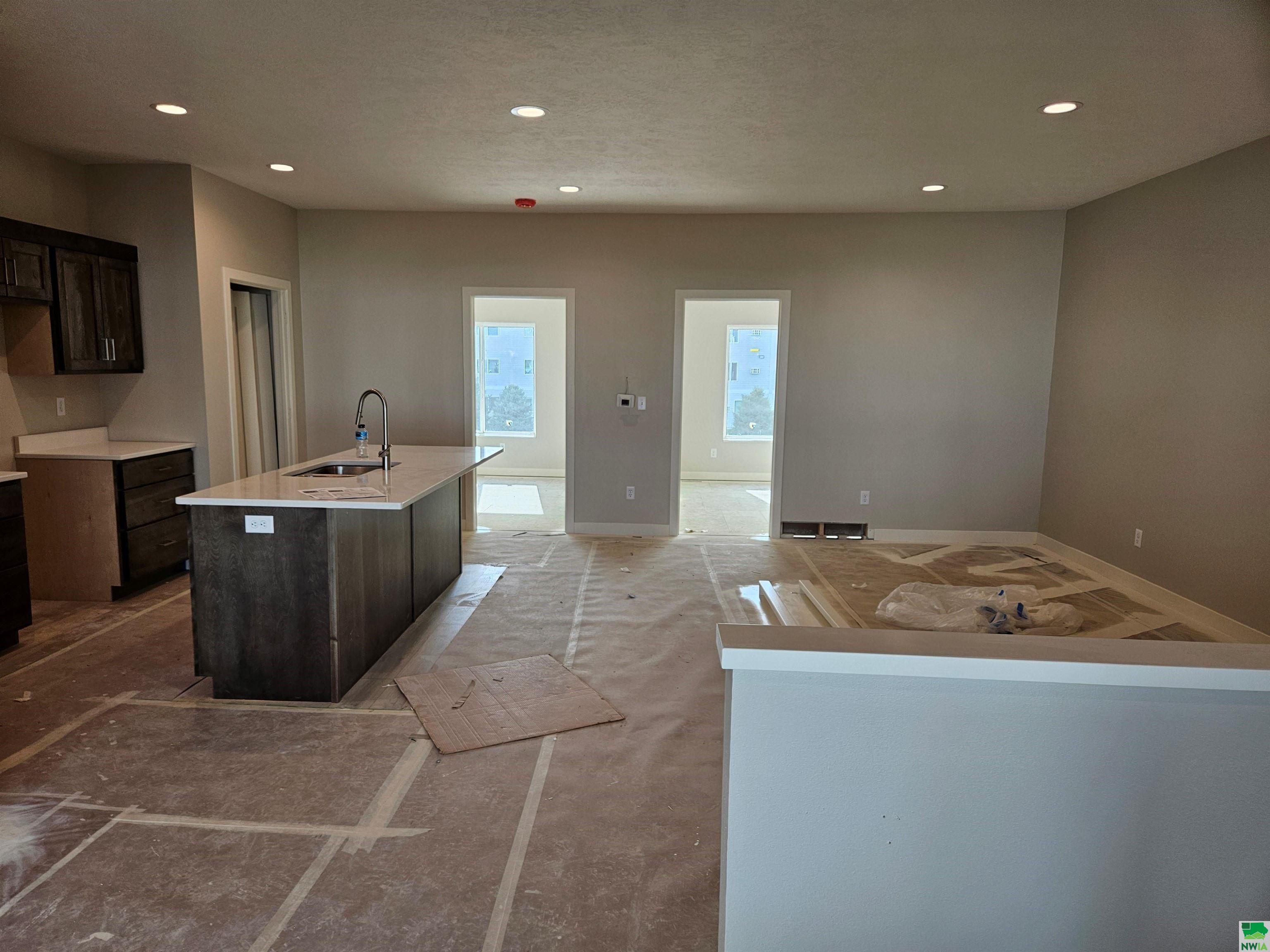 MLS #827536