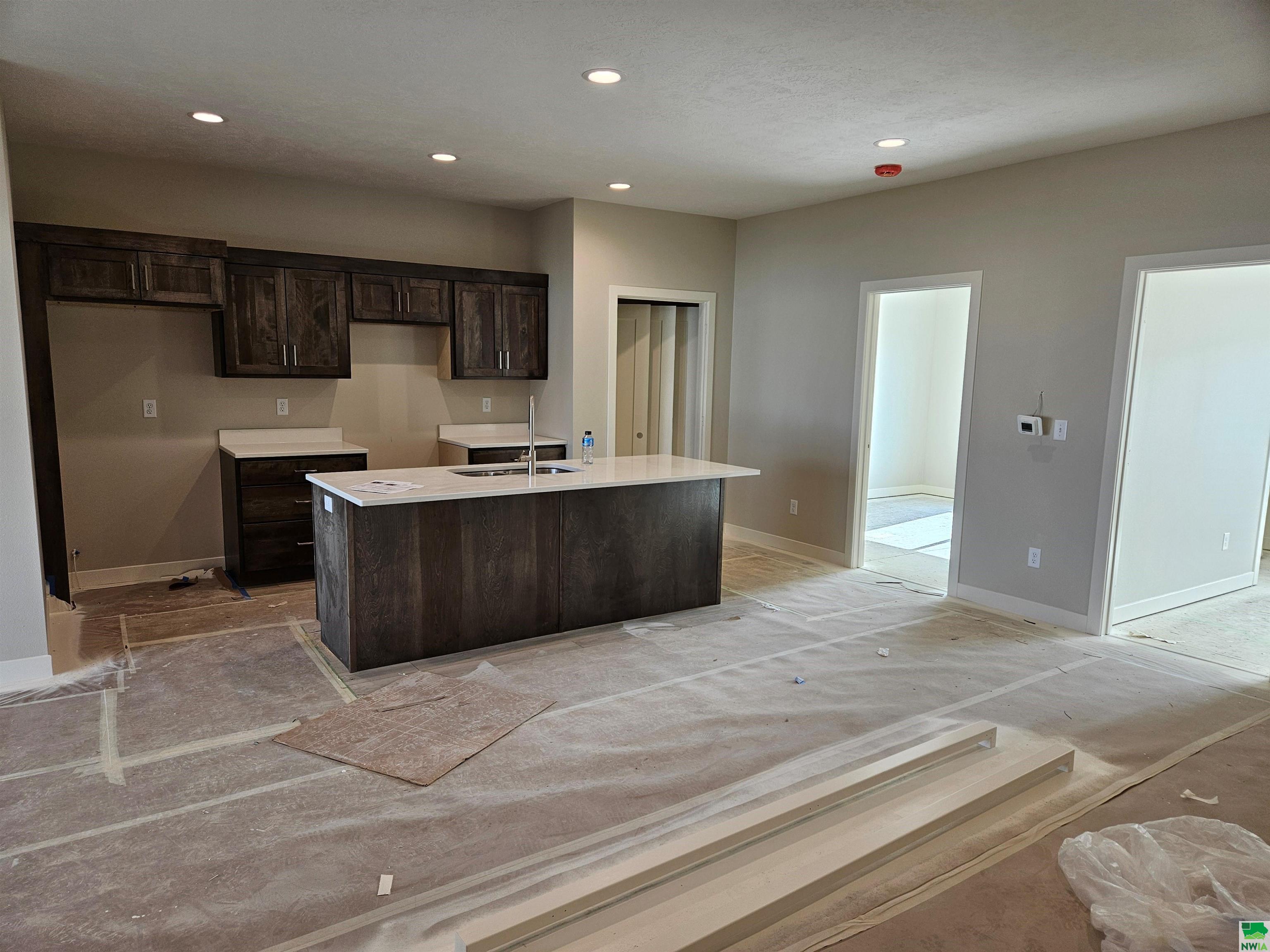 MLS #827536