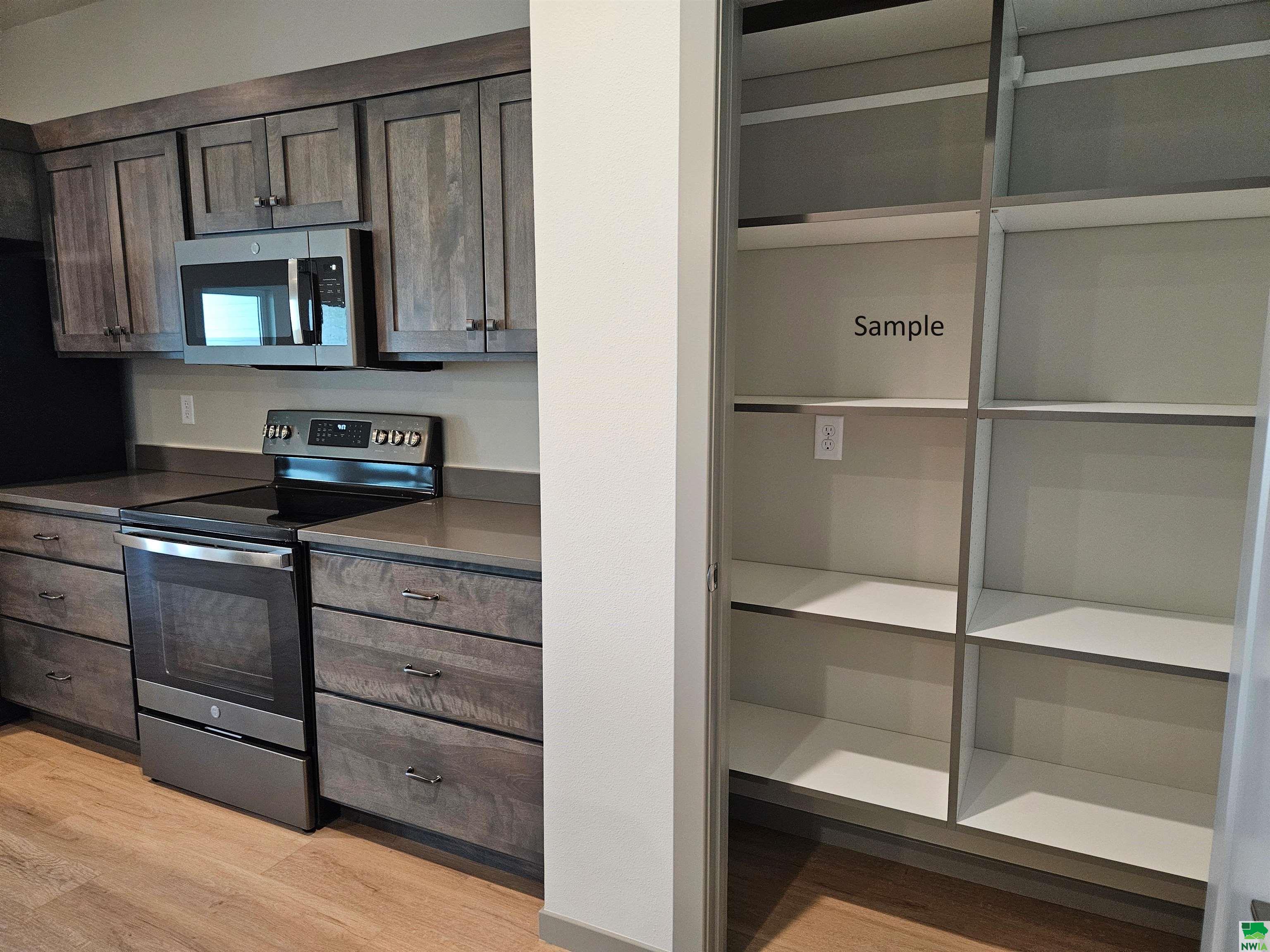 MLS #827536