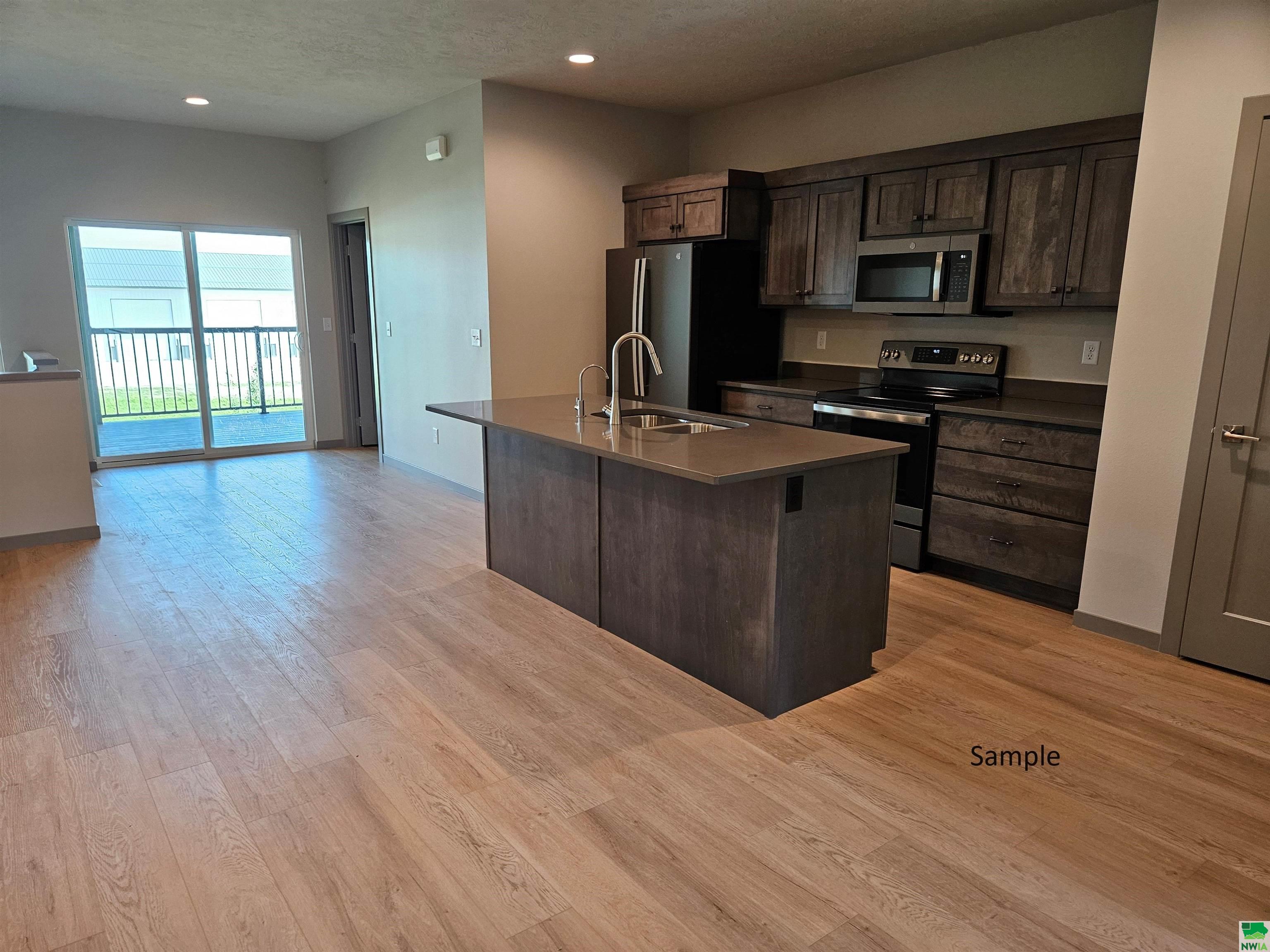 MLS #827536
