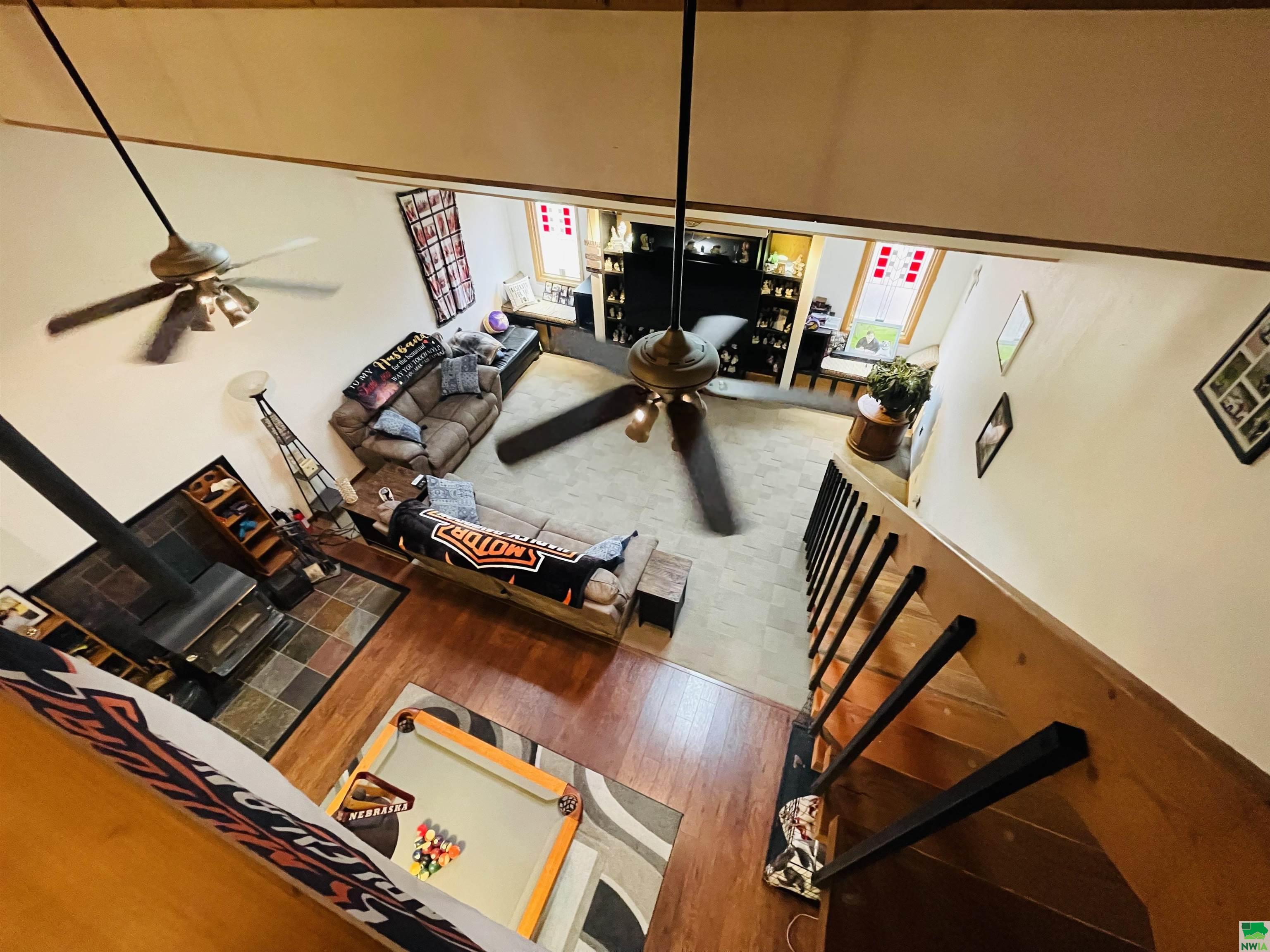 MLS #827551