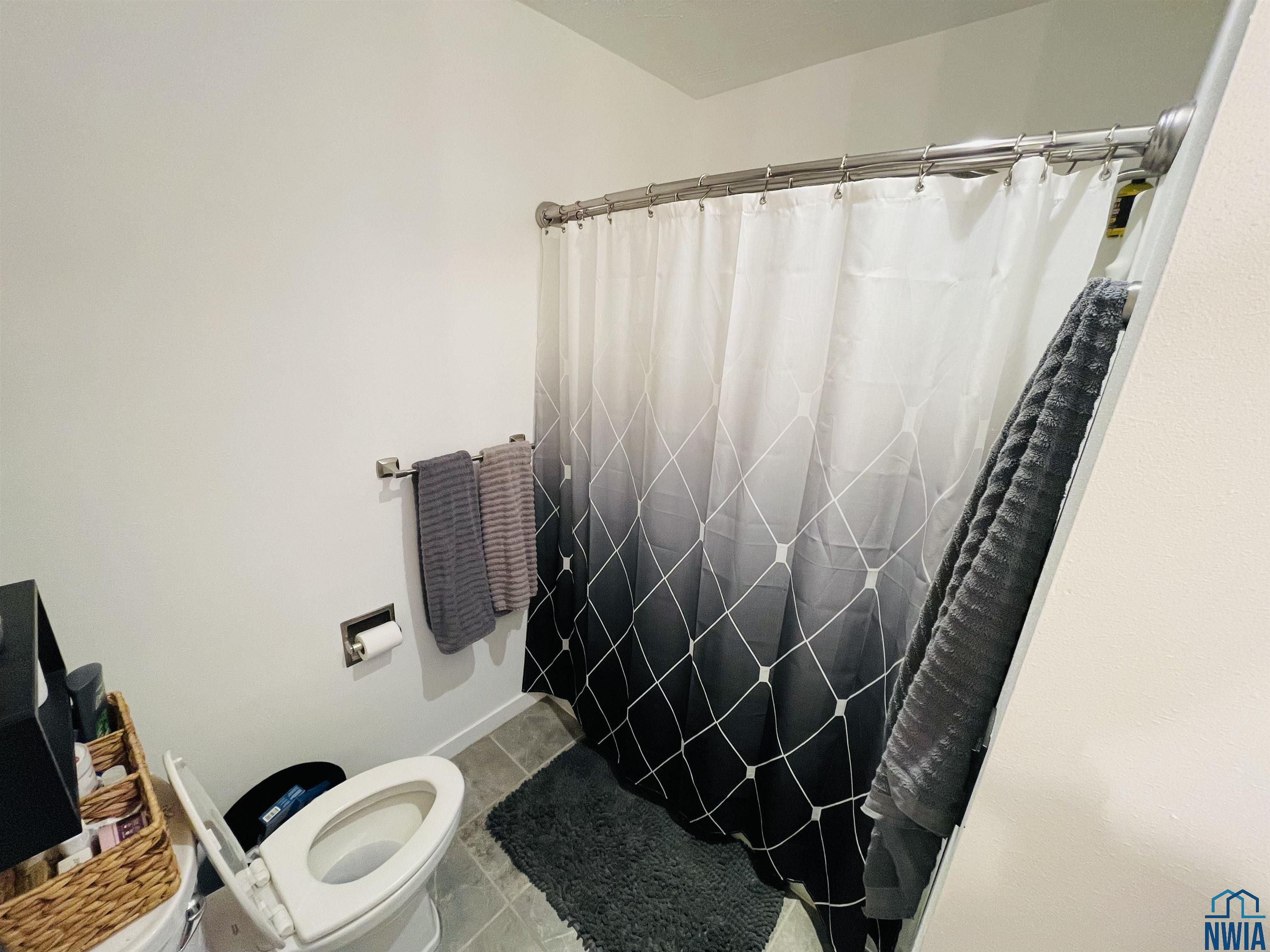 MLS #827551