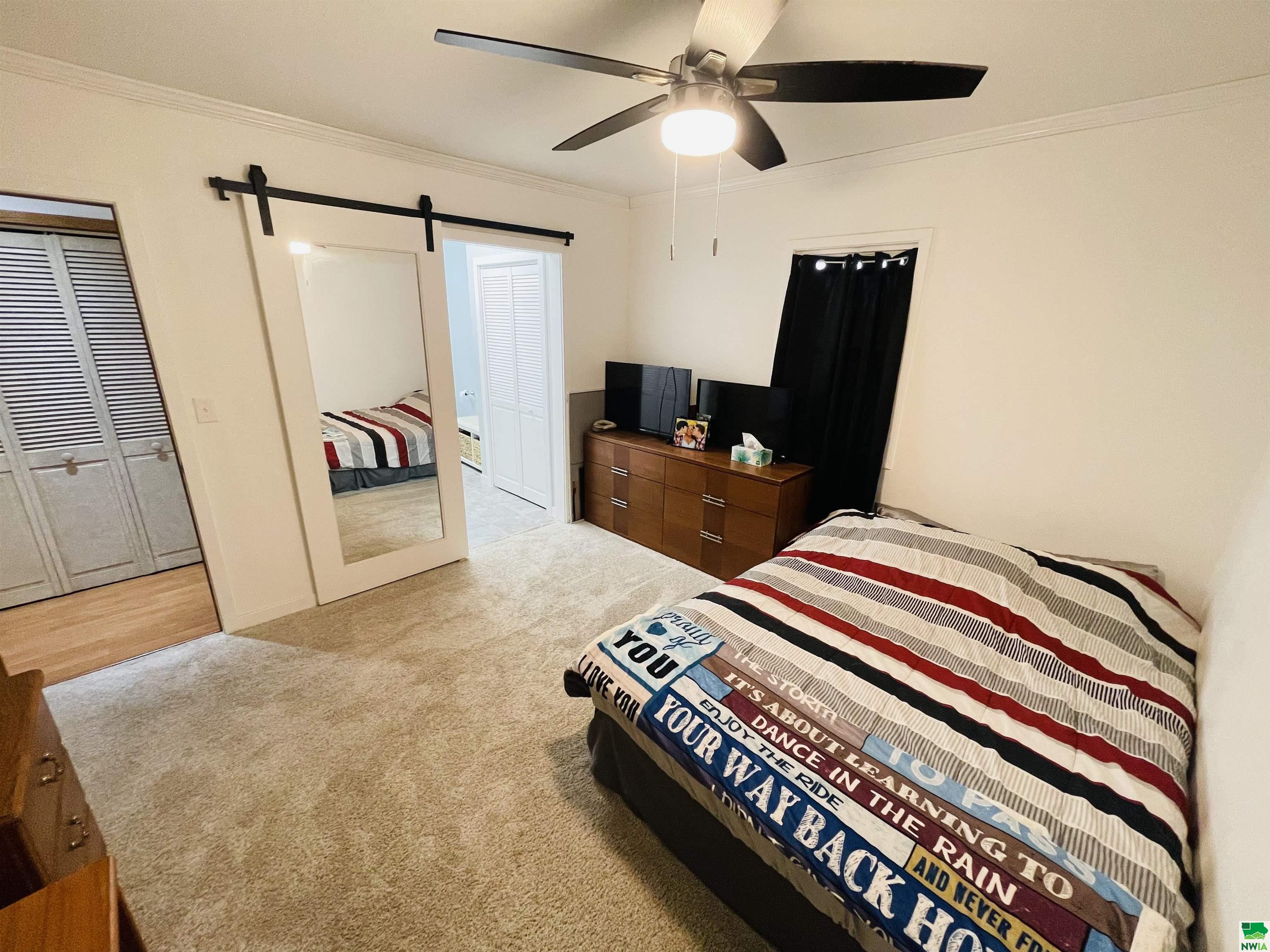 MLS #827551