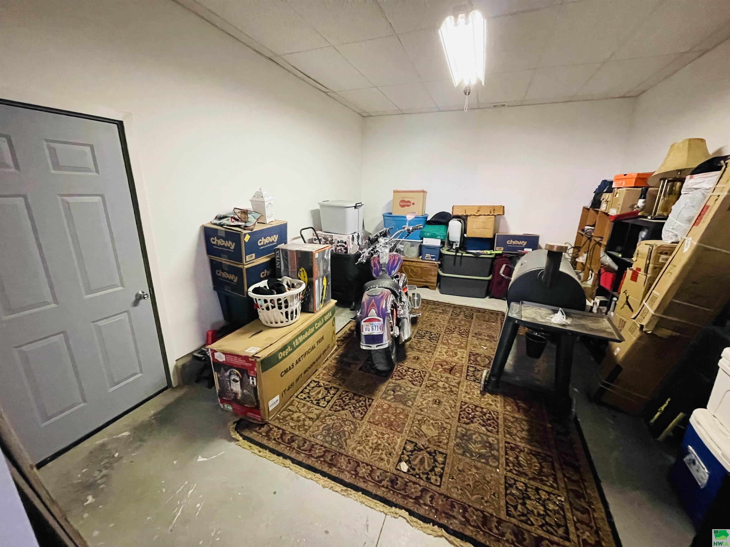 MLS #827551