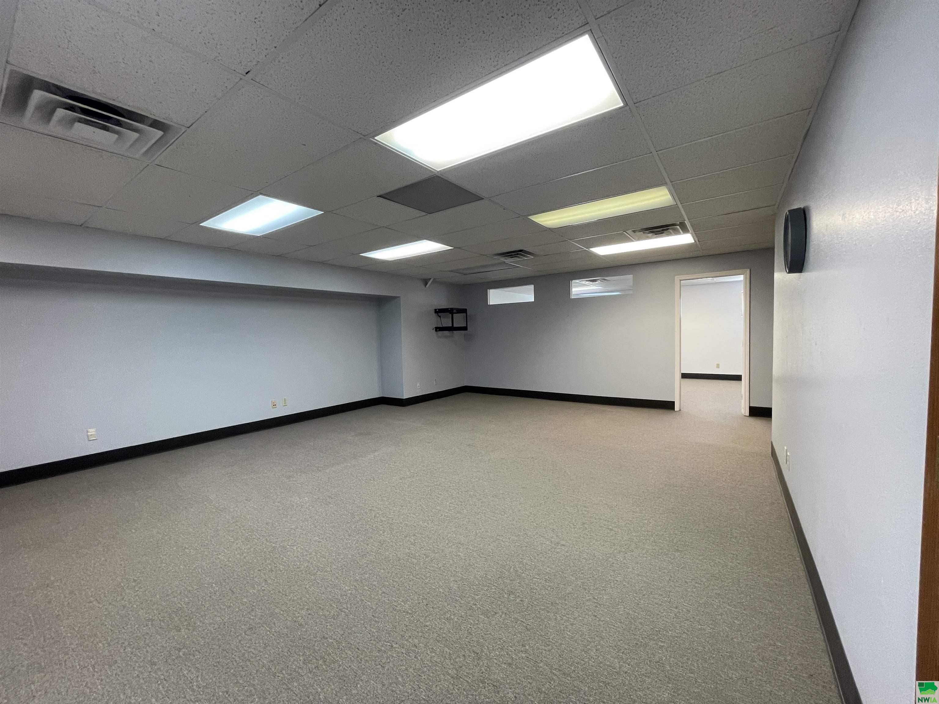 MLS #827558