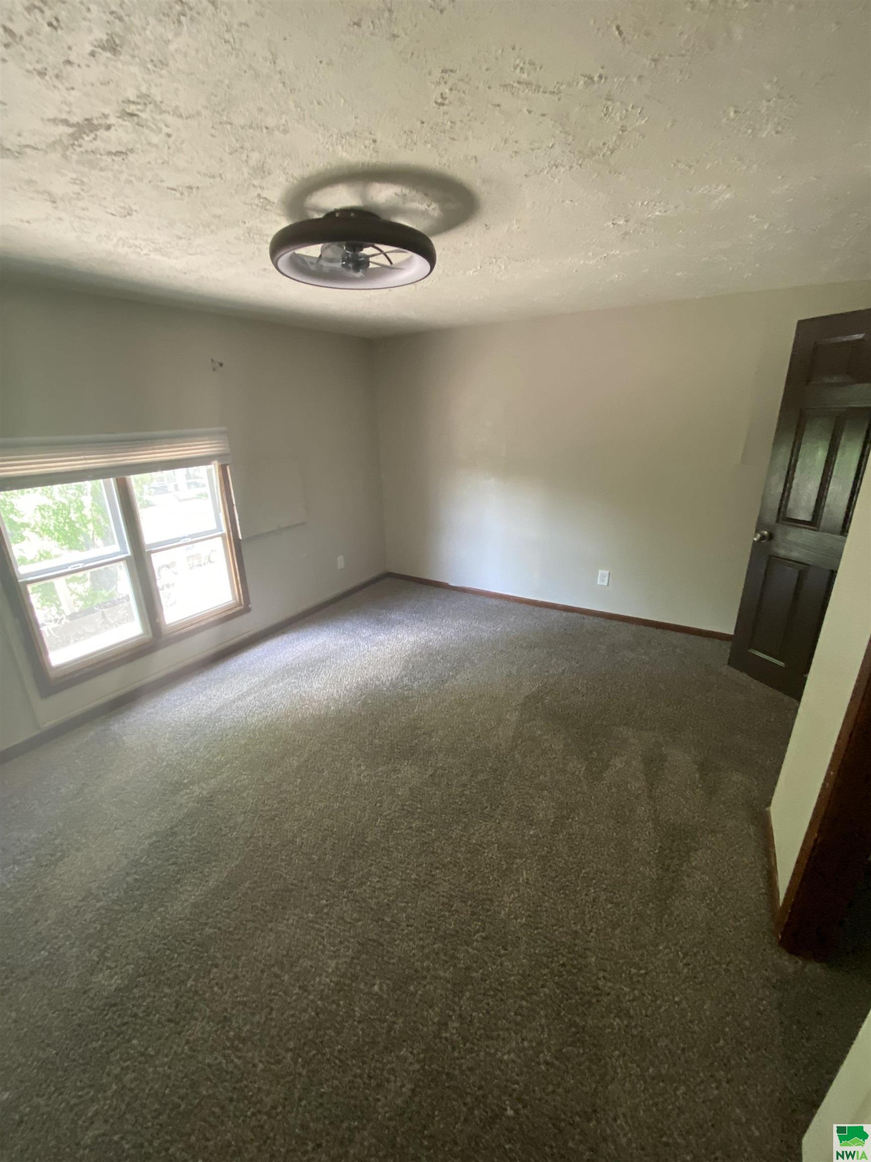 MLS #827572