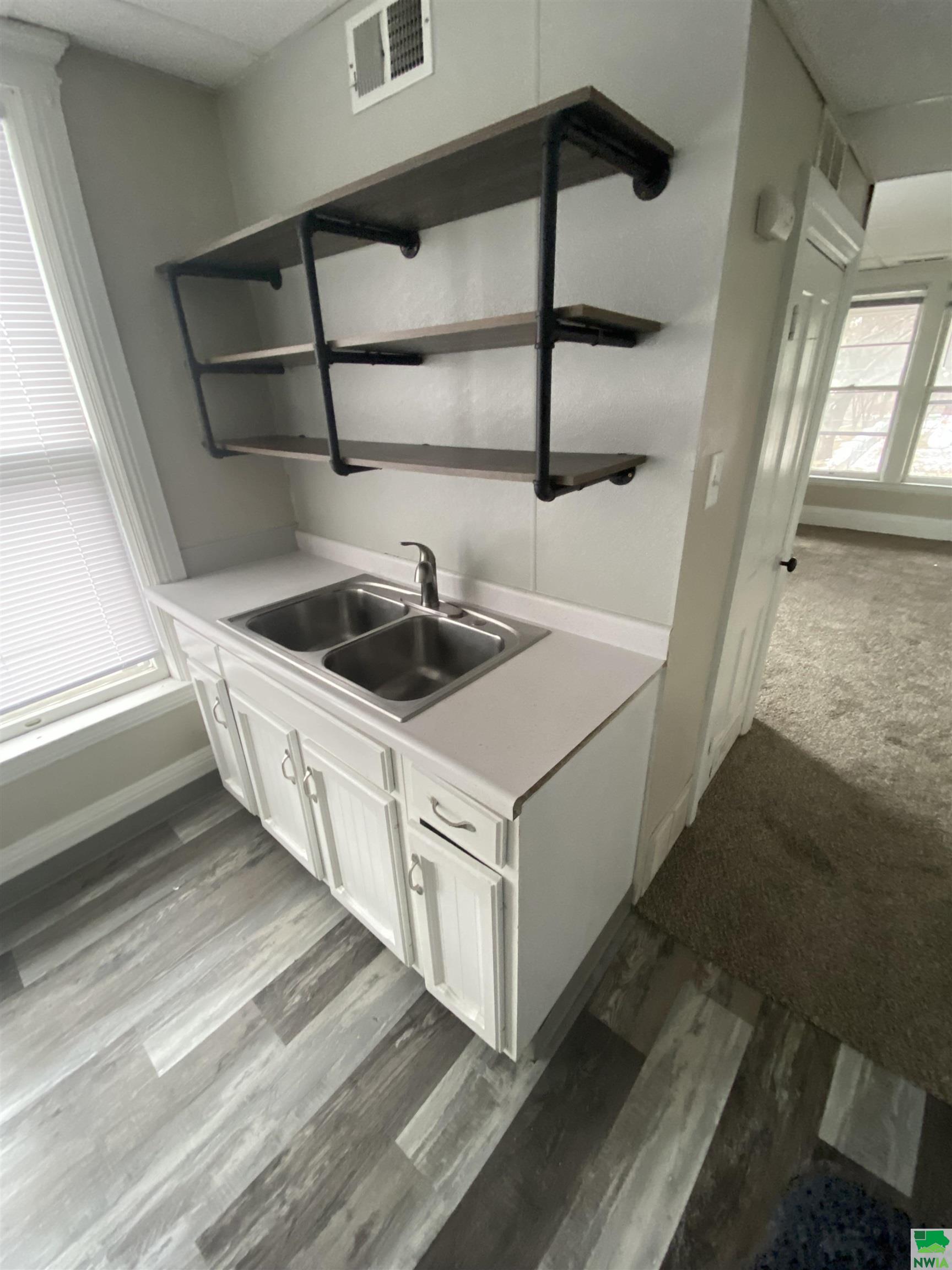 MLS #827572